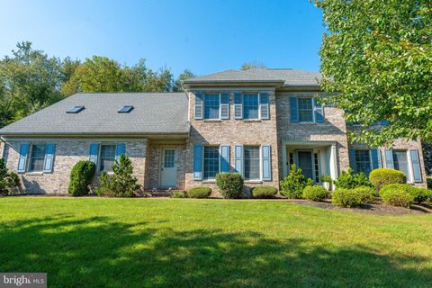 2635 BEECHWOOD ROAD LANCASTER PA 17601