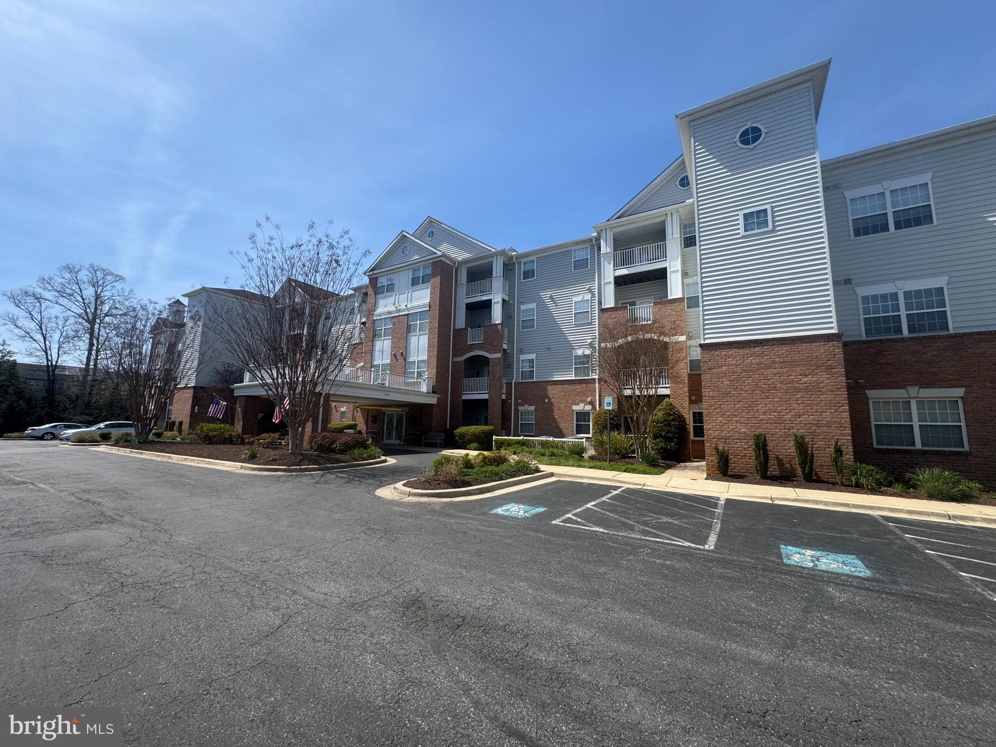 2604 CHAPEL LAKE DRIVE 305