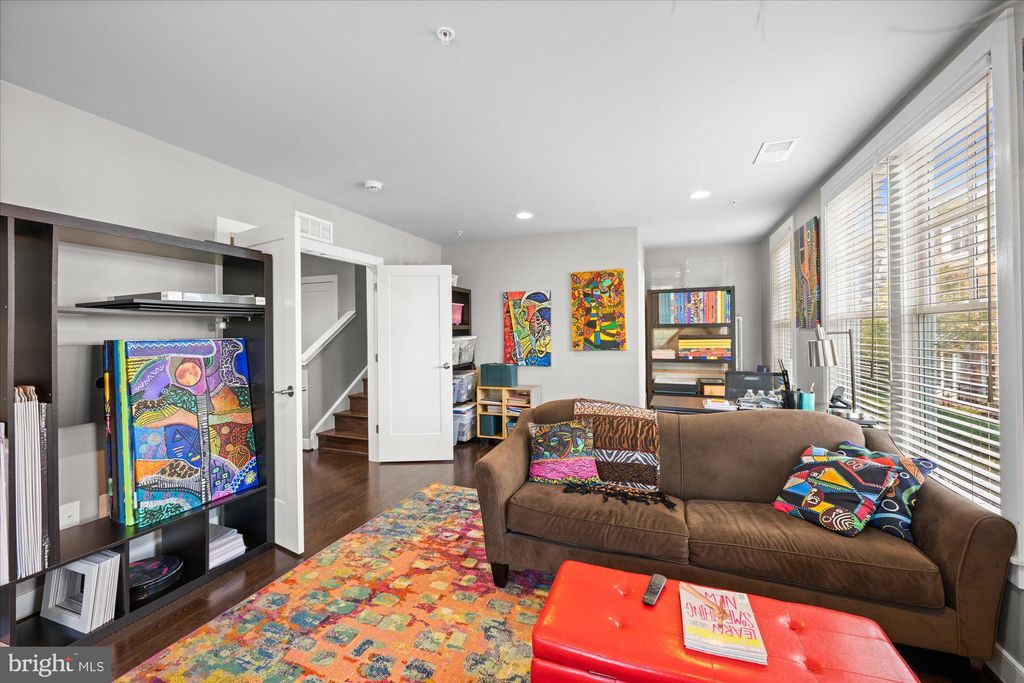 Photo of 8608 Springvale Road, SILVER SPRING, MD 20910 (MLS # MDMC2204716)