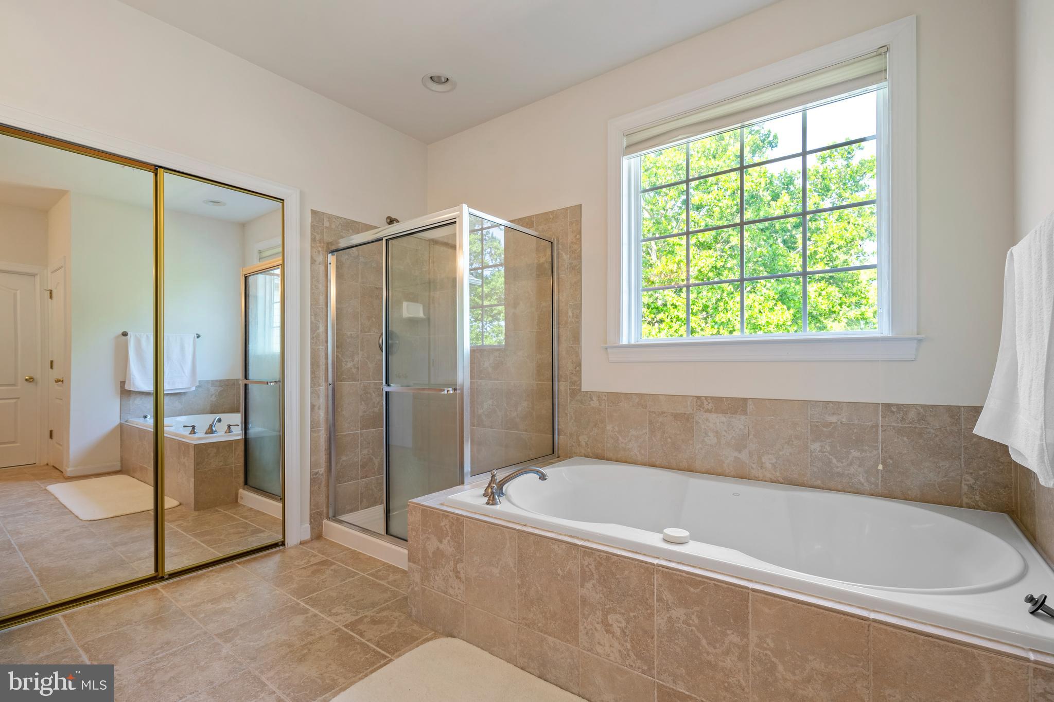 HOLLY RIDGE - Residential