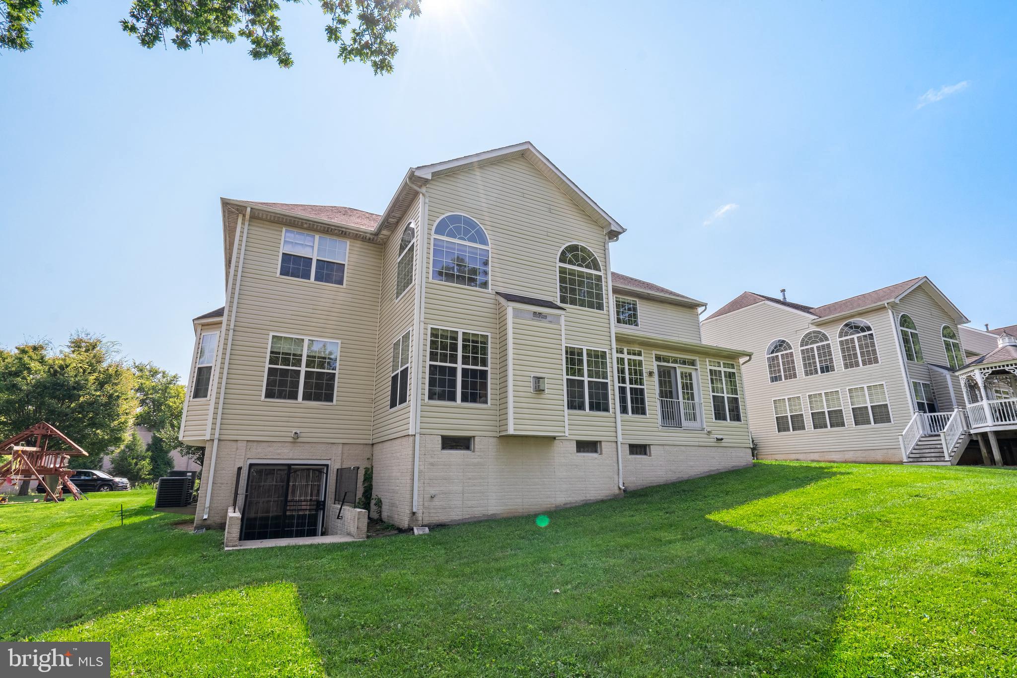 HOLLY RIDGE - Residential