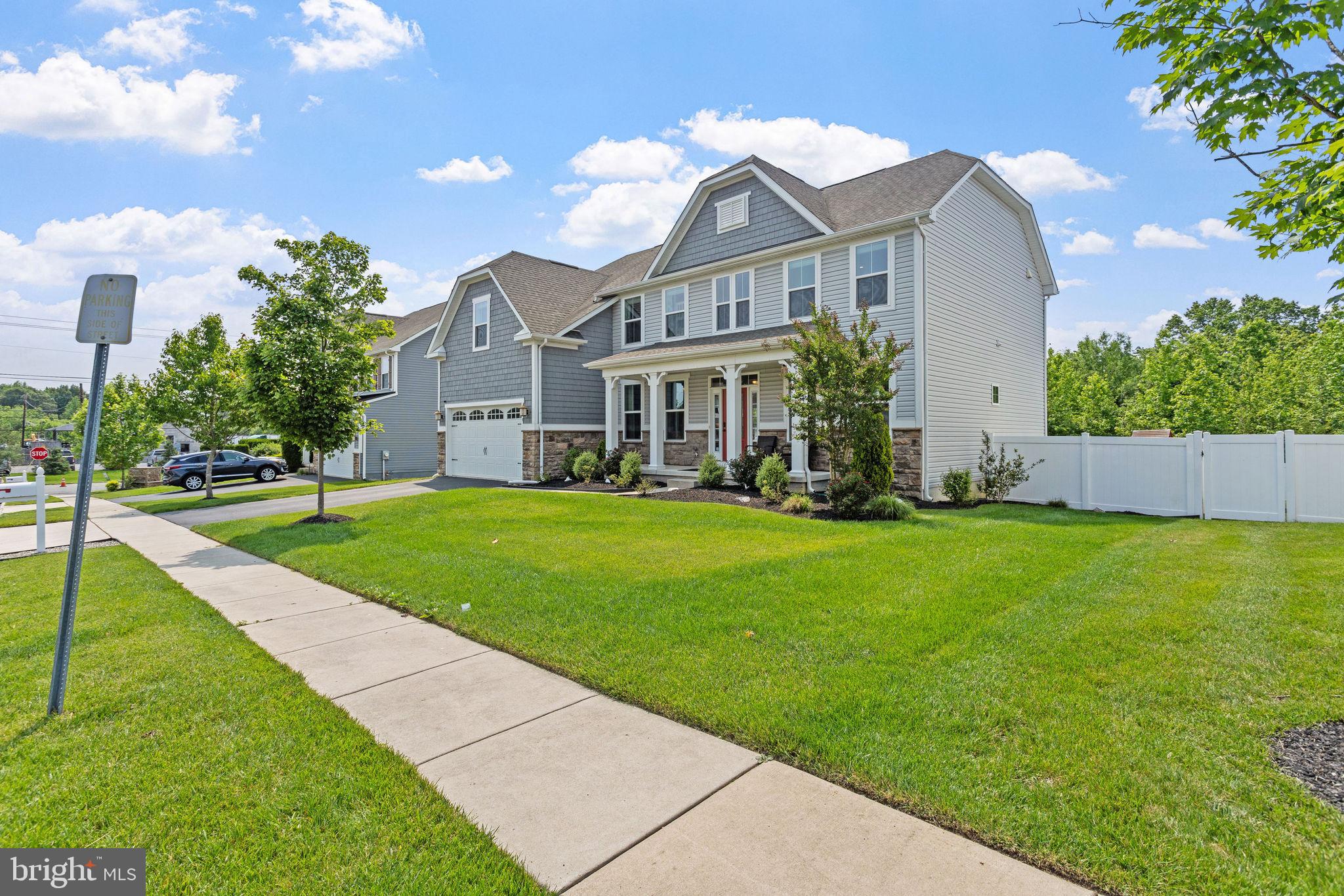 29 CARRINGTON WAY