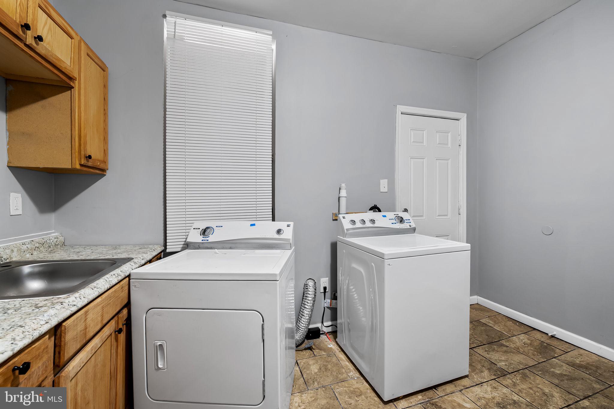 MONDAWMIN - Residential