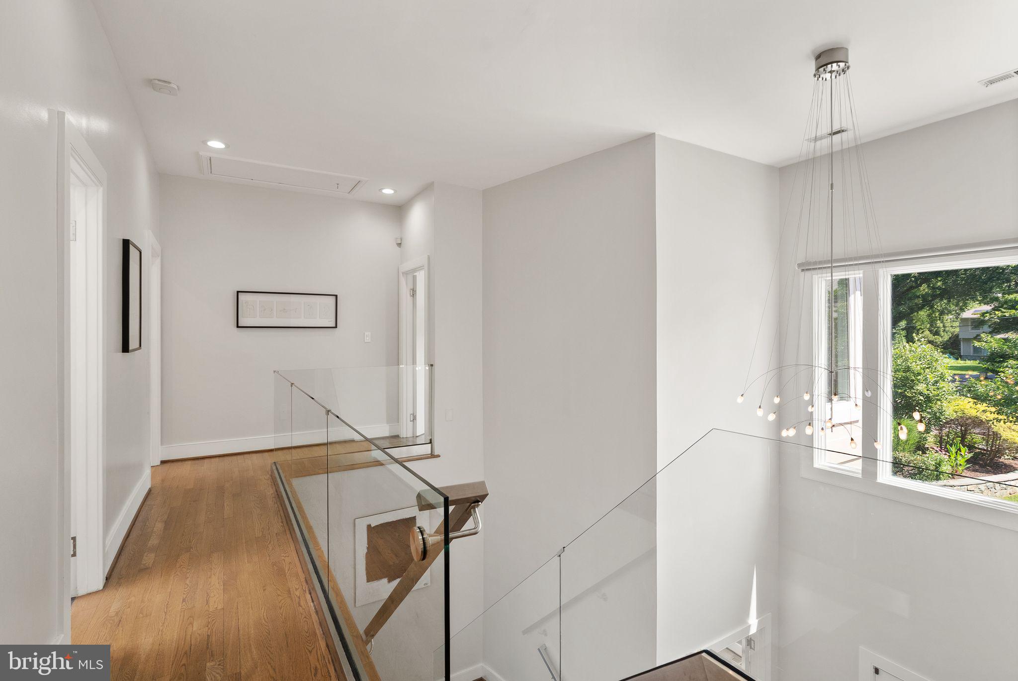 BELLEVUE FOREST - Residential