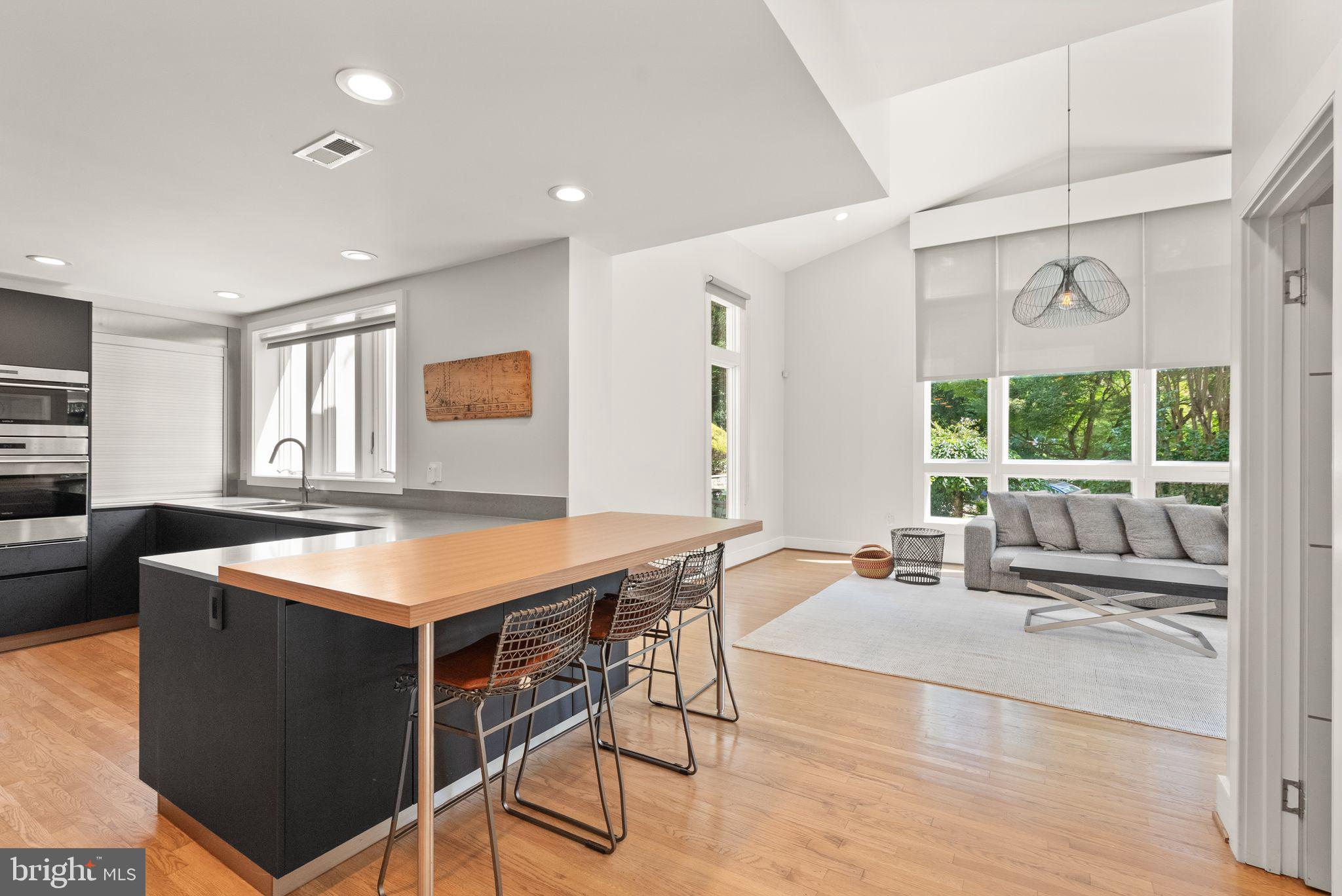 BELLEVUE FOREST - Residential