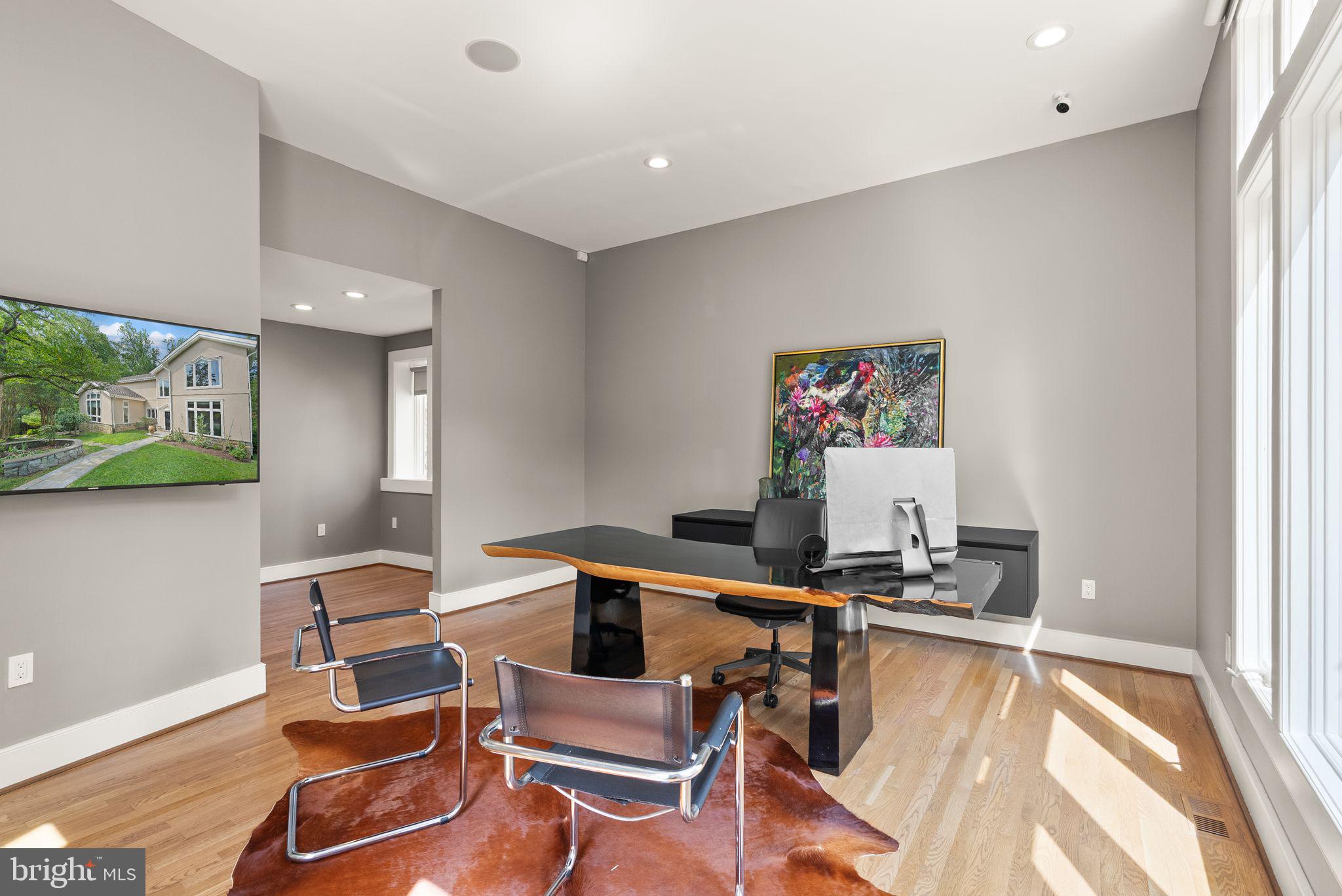 BELLEVUE FOREST - Residential