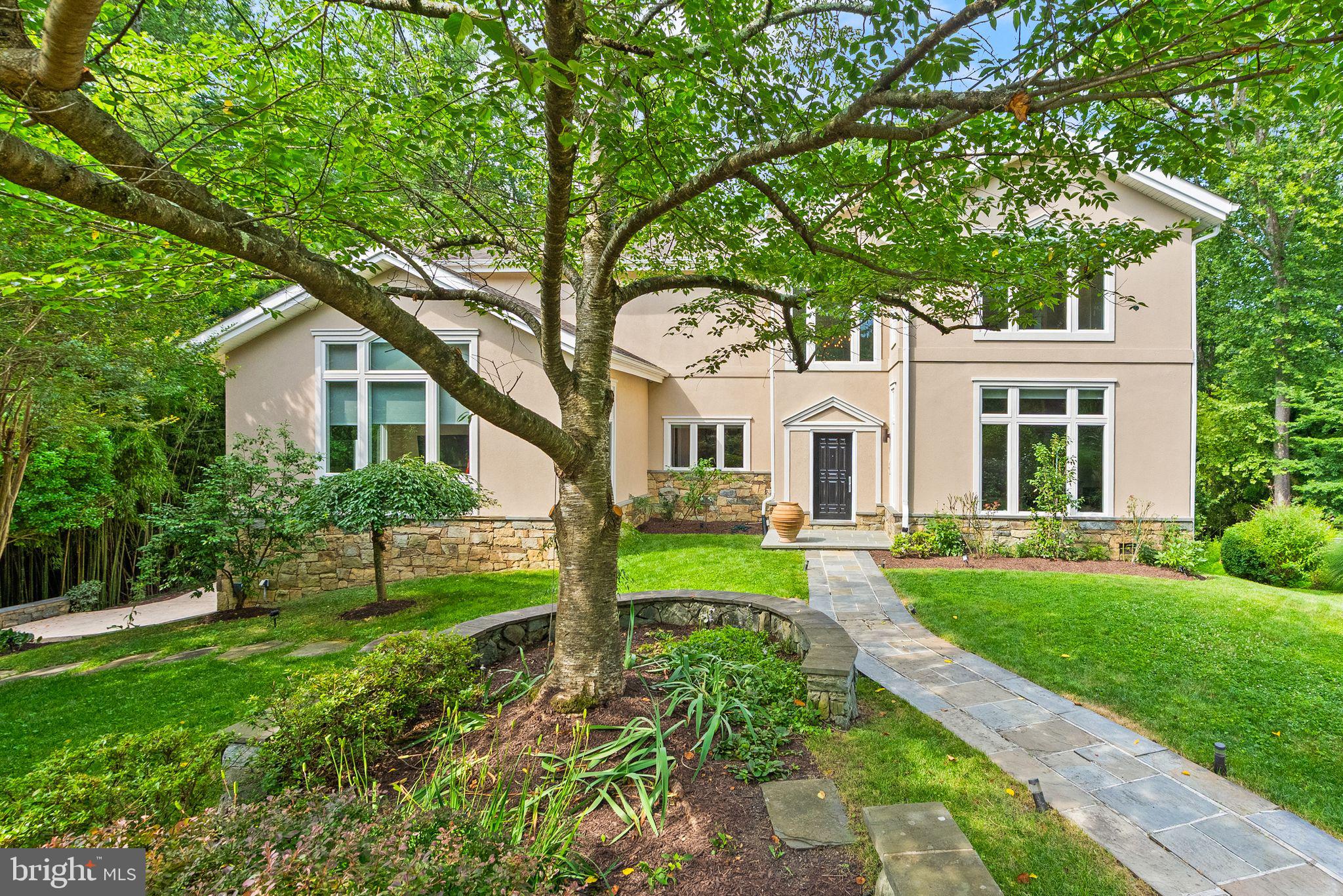 BELLEVUE FOREST - Residential