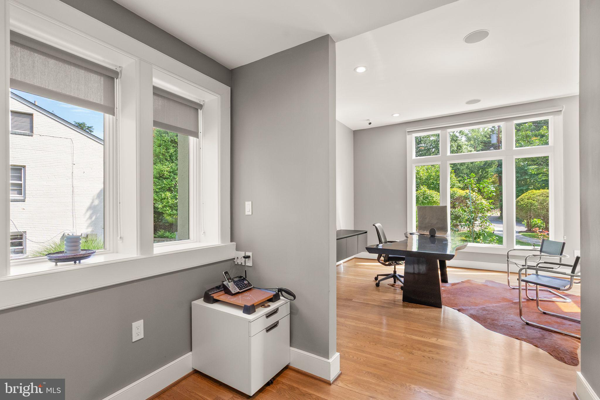 BELLEVUE FOREST - Residential