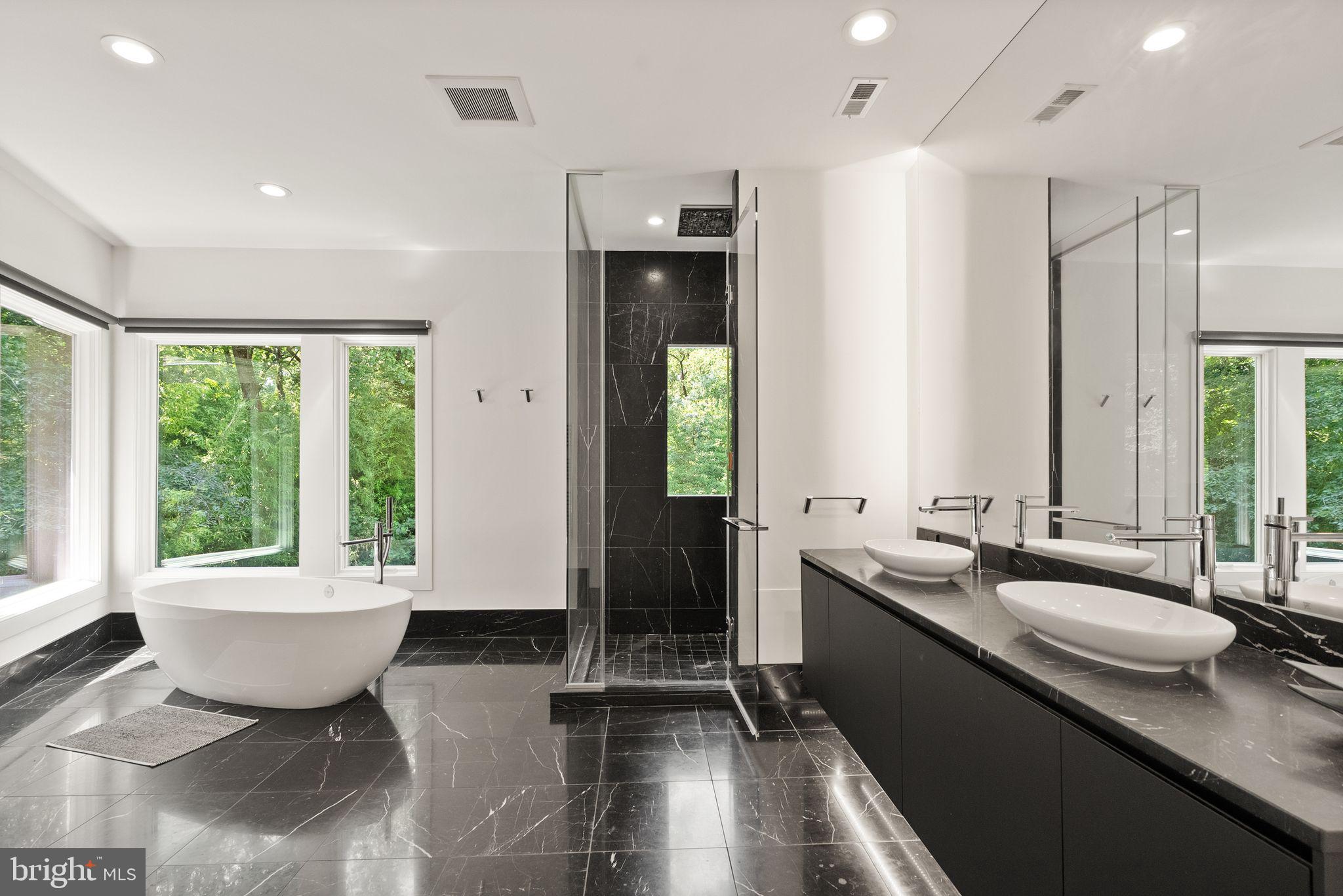 BELLEVUE FOREST - Residential