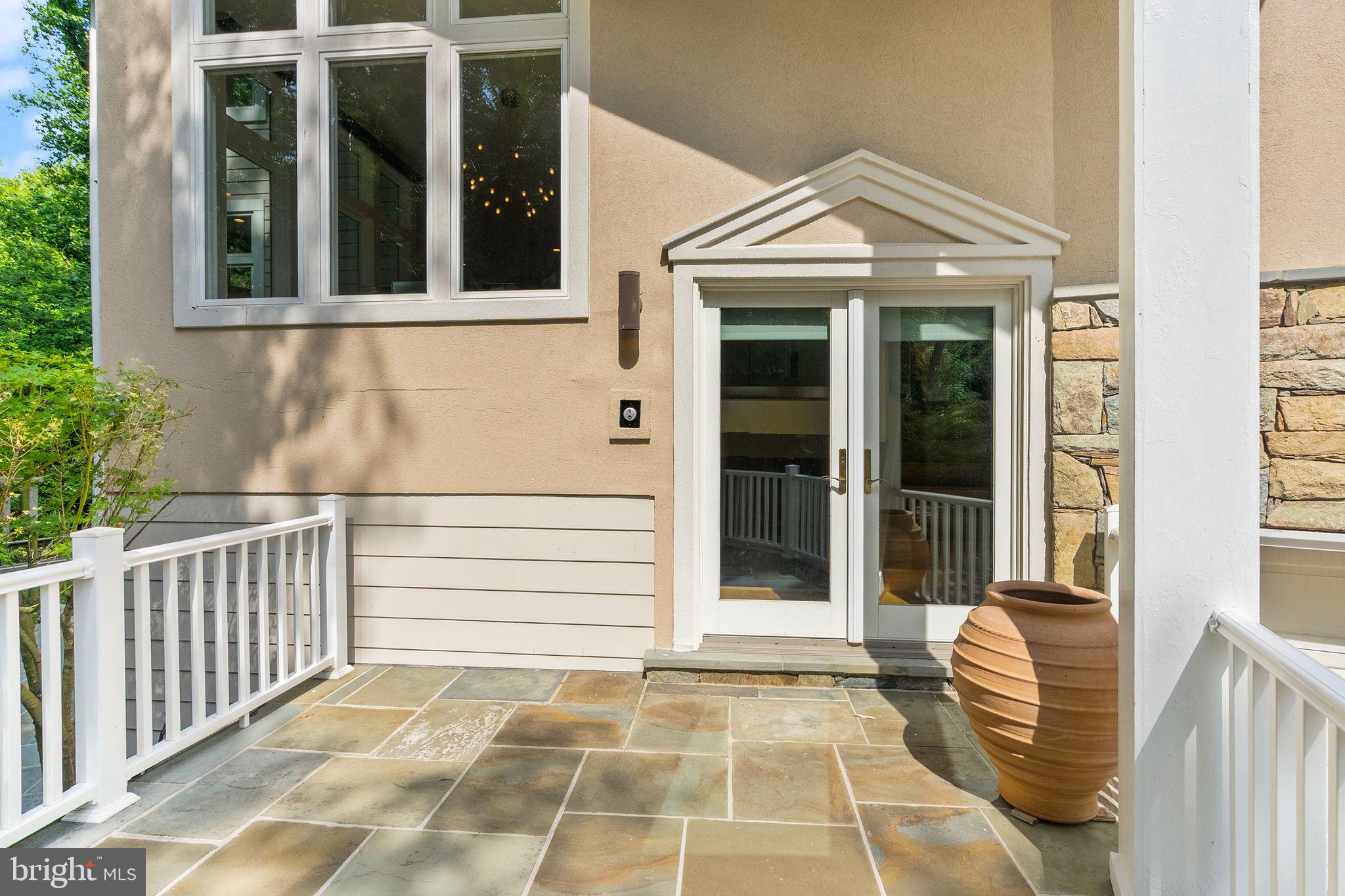 BELLEVUE FOREST - Residential