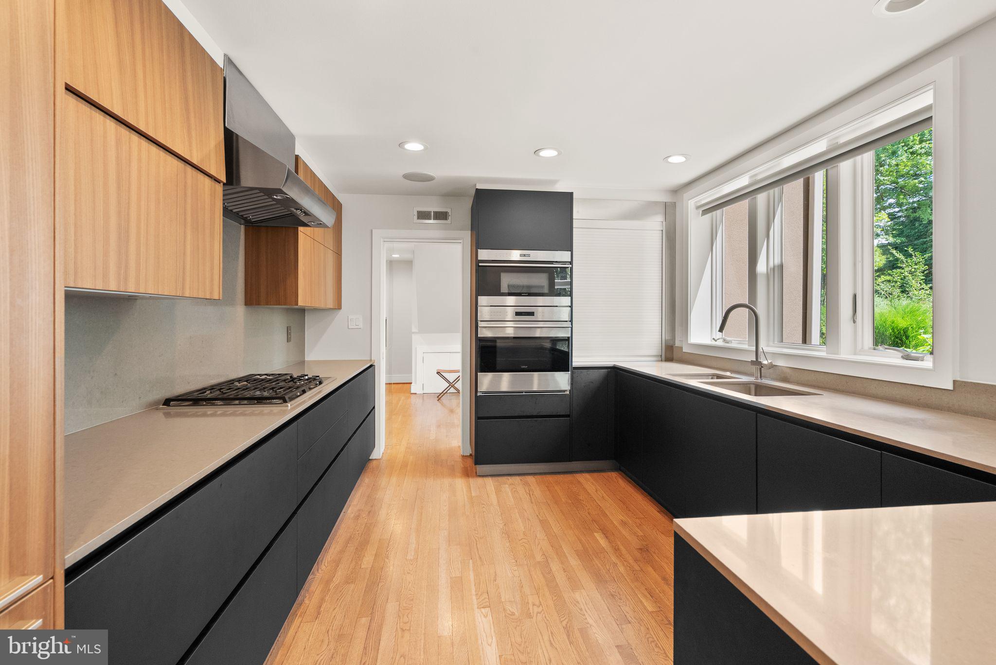 BELLEVUE FOREST - Residential