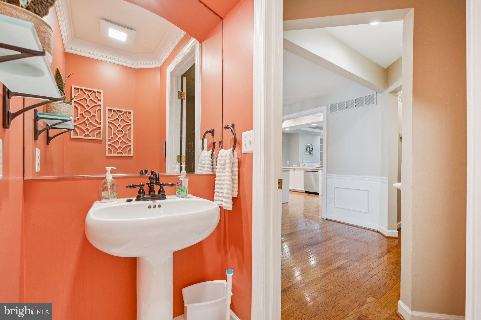 BARRINGTON - Residential