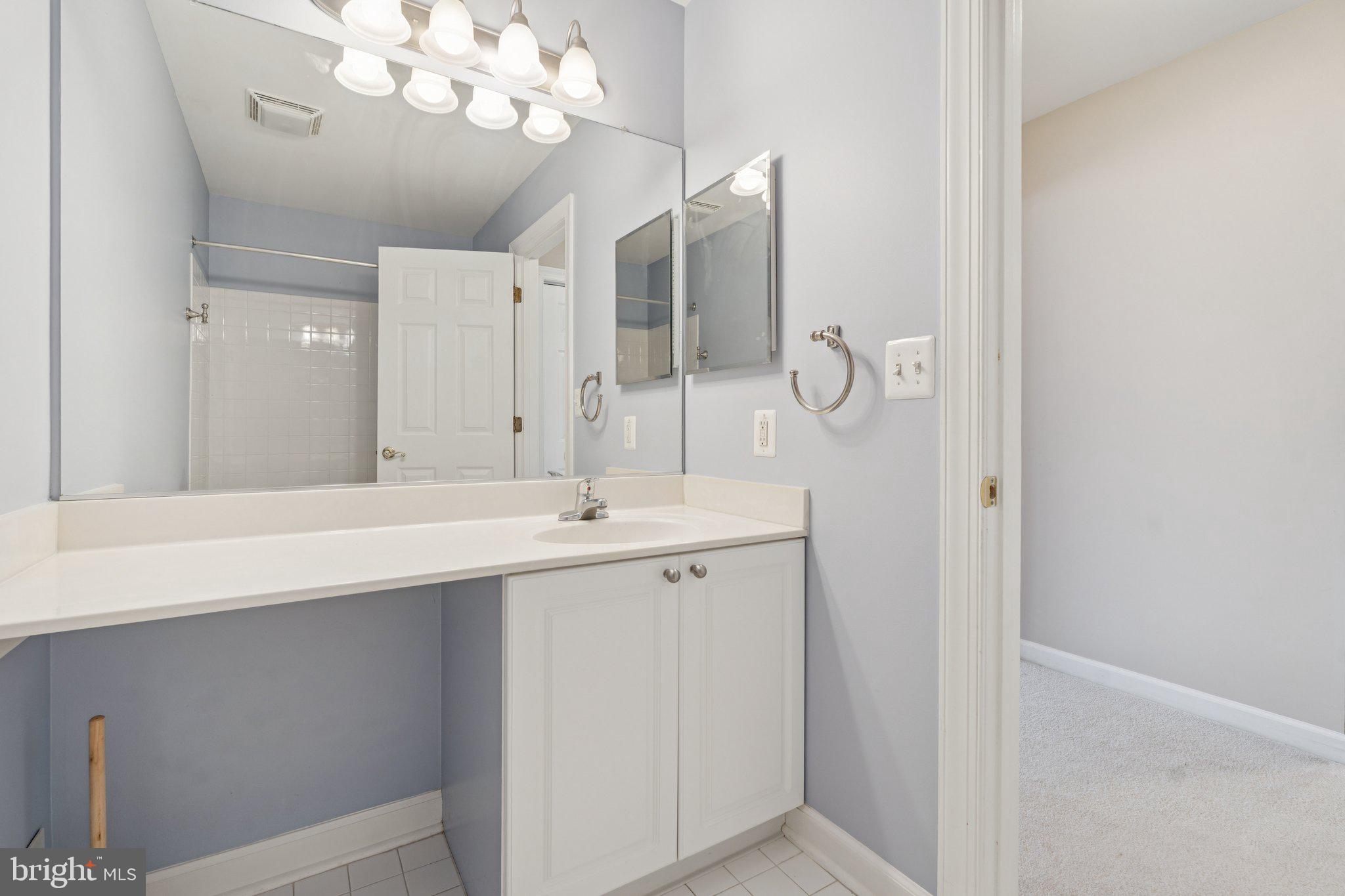 BARRINGTON - Residential