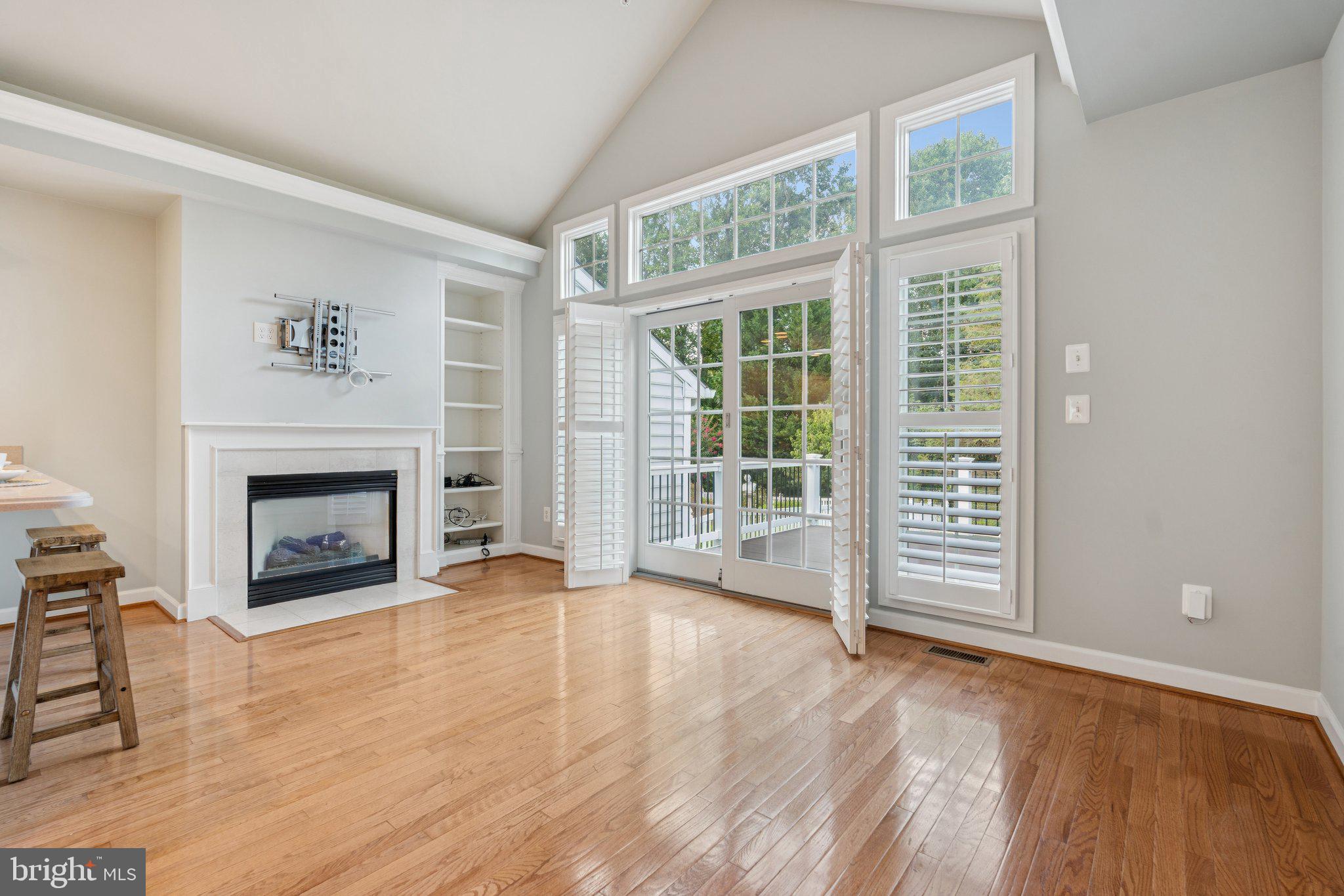 BARRINGTON - Residential