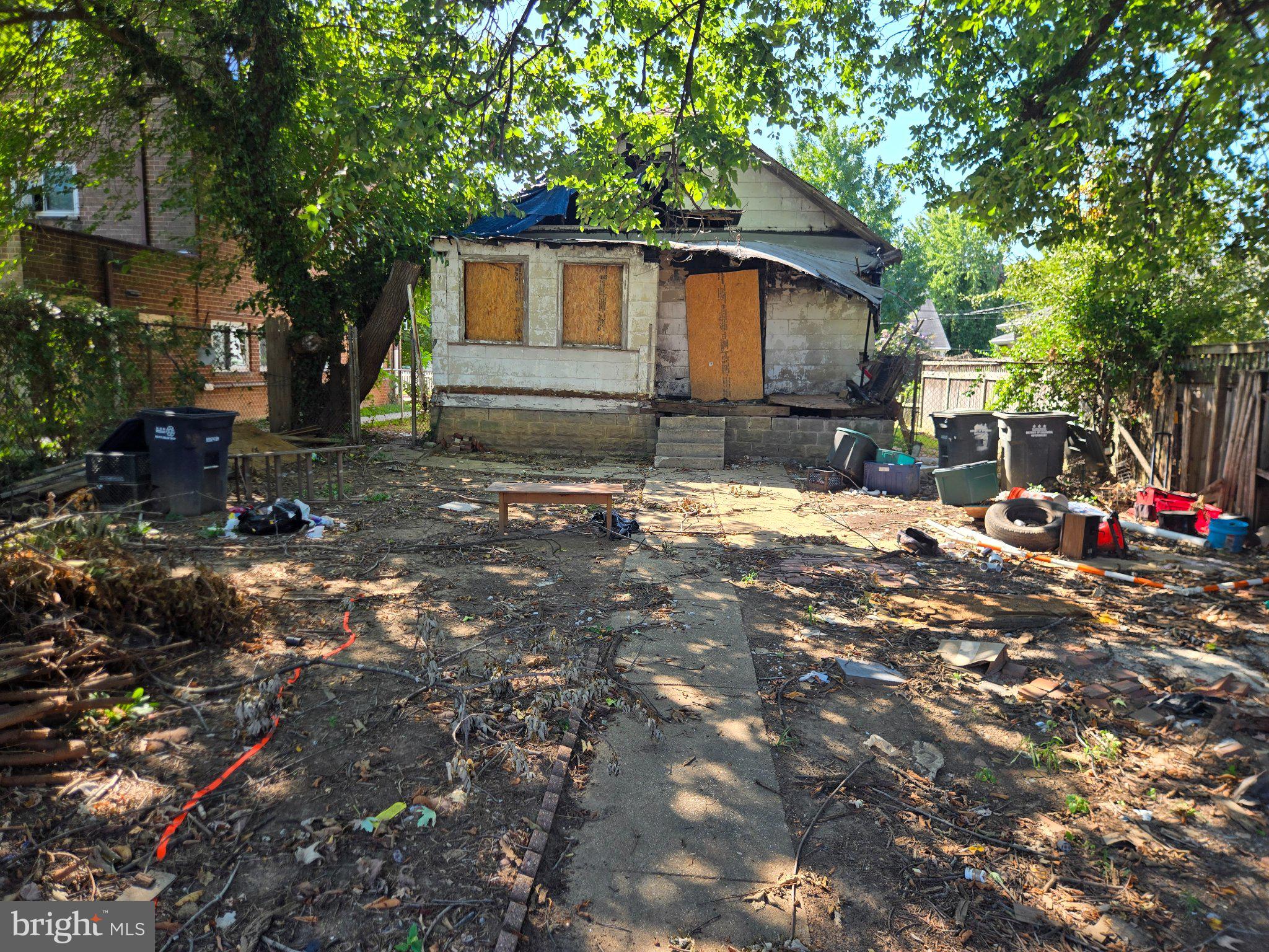 3304 E STREET SE