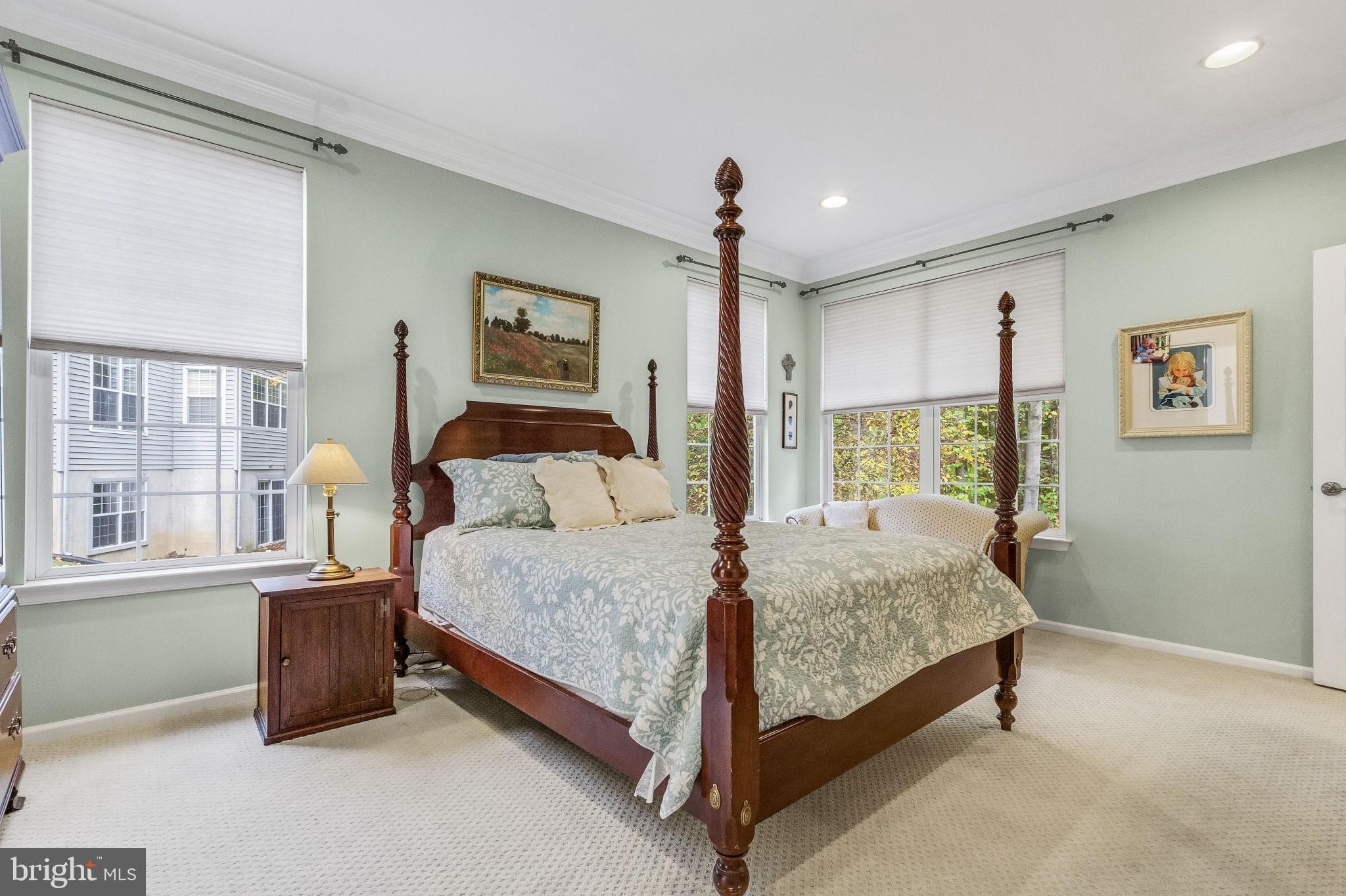 SOMERSET LAKE - Residential