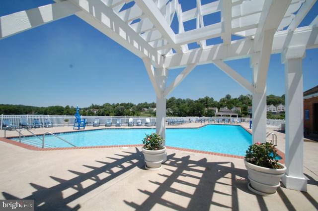 SOMERSET LAKE - Residential