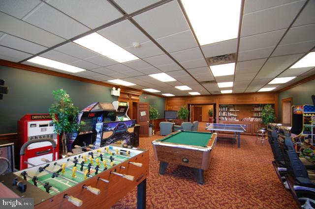 SOMERSET LAKE - Residential