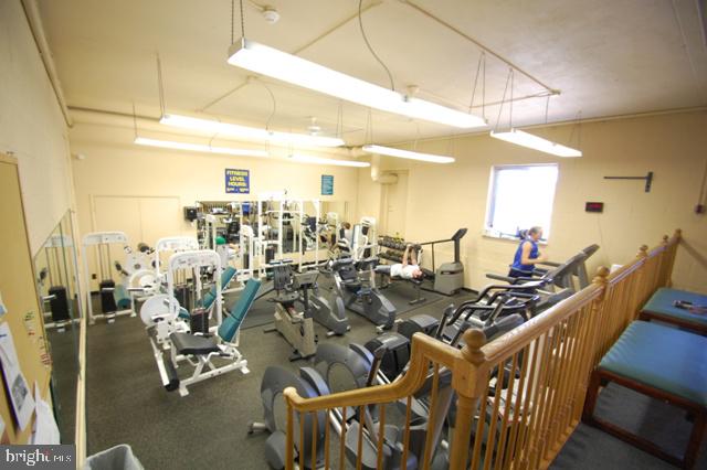 SOMERSET LAKE - Residential