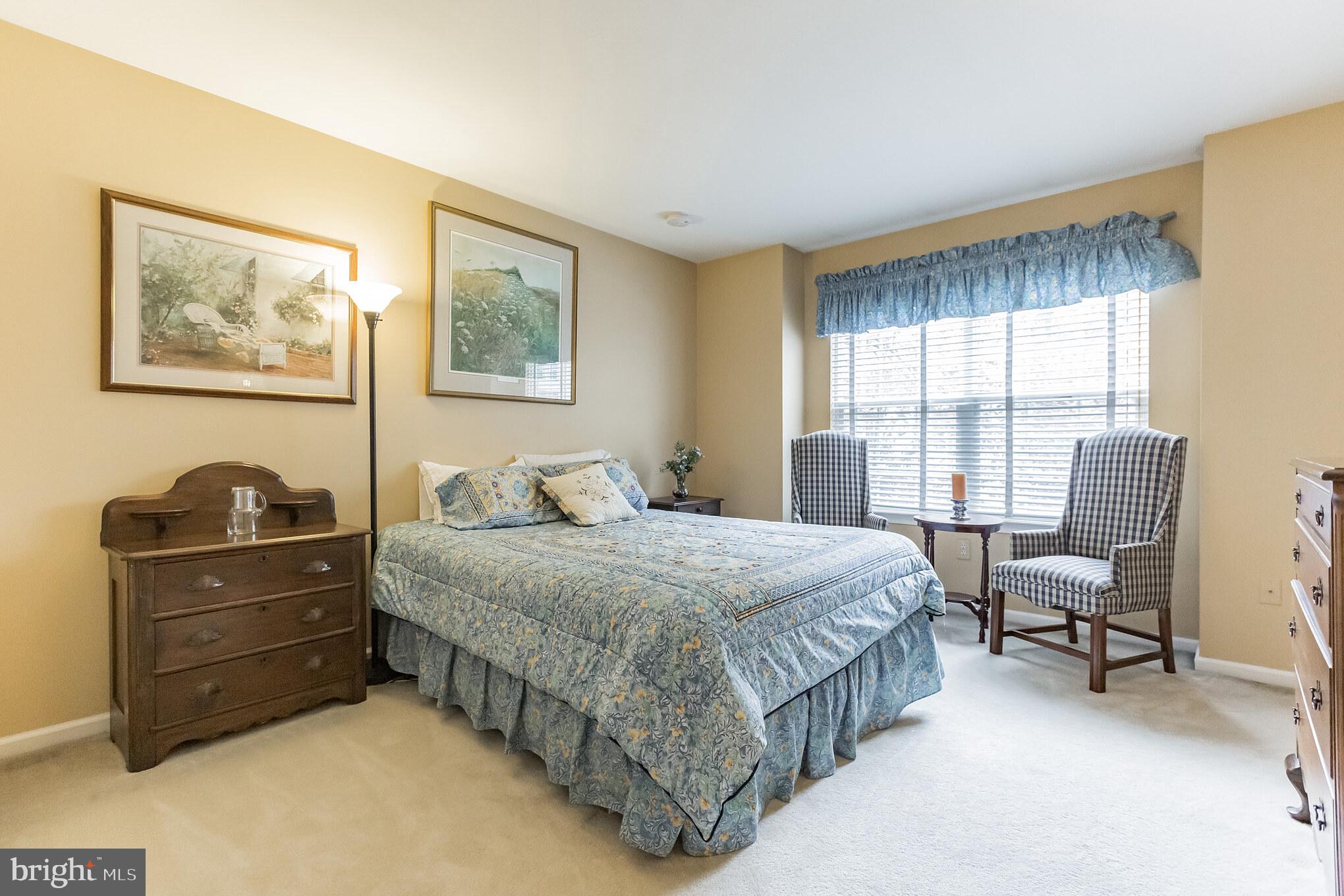 SOMERSET LAKE - Residential