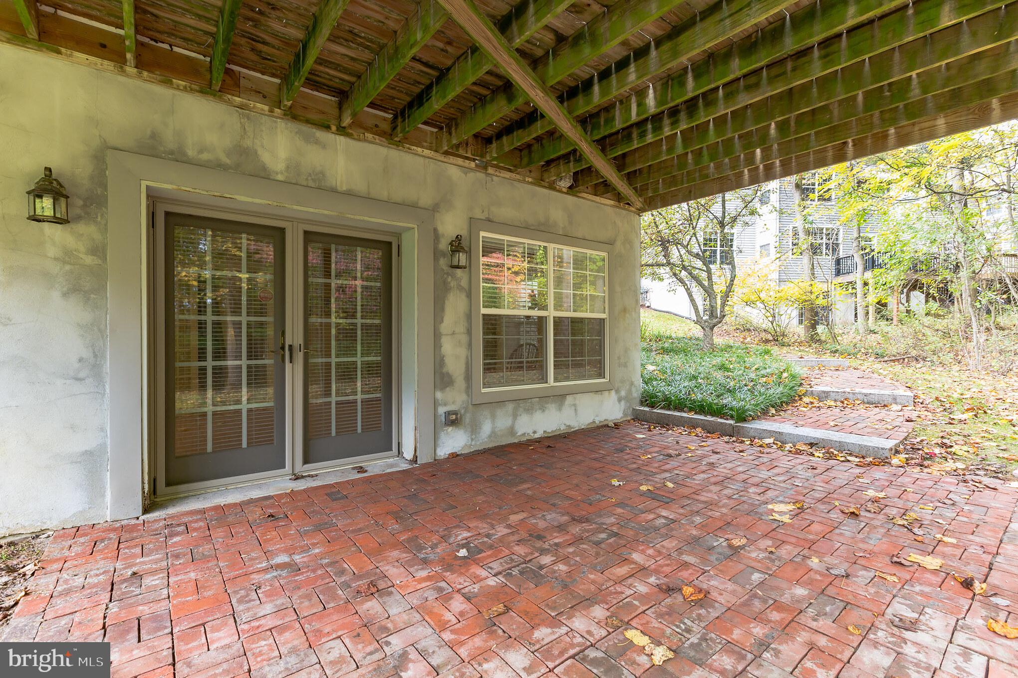 SOMERSET LAKE - Residential