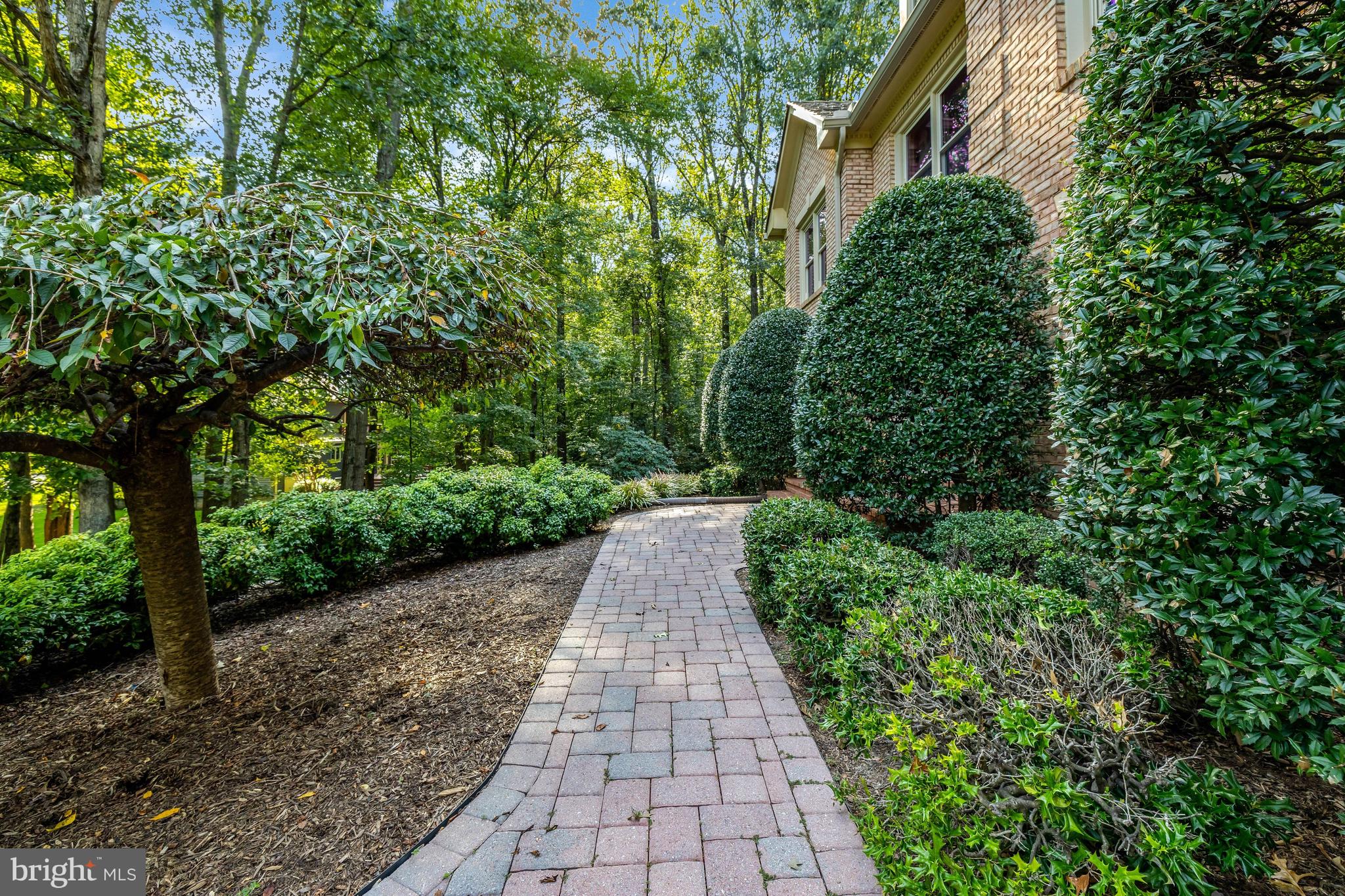 6290 HOMAR POND COURT
