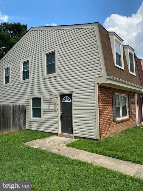 WARFIELD CONDOMINIUMS - Residential Lease