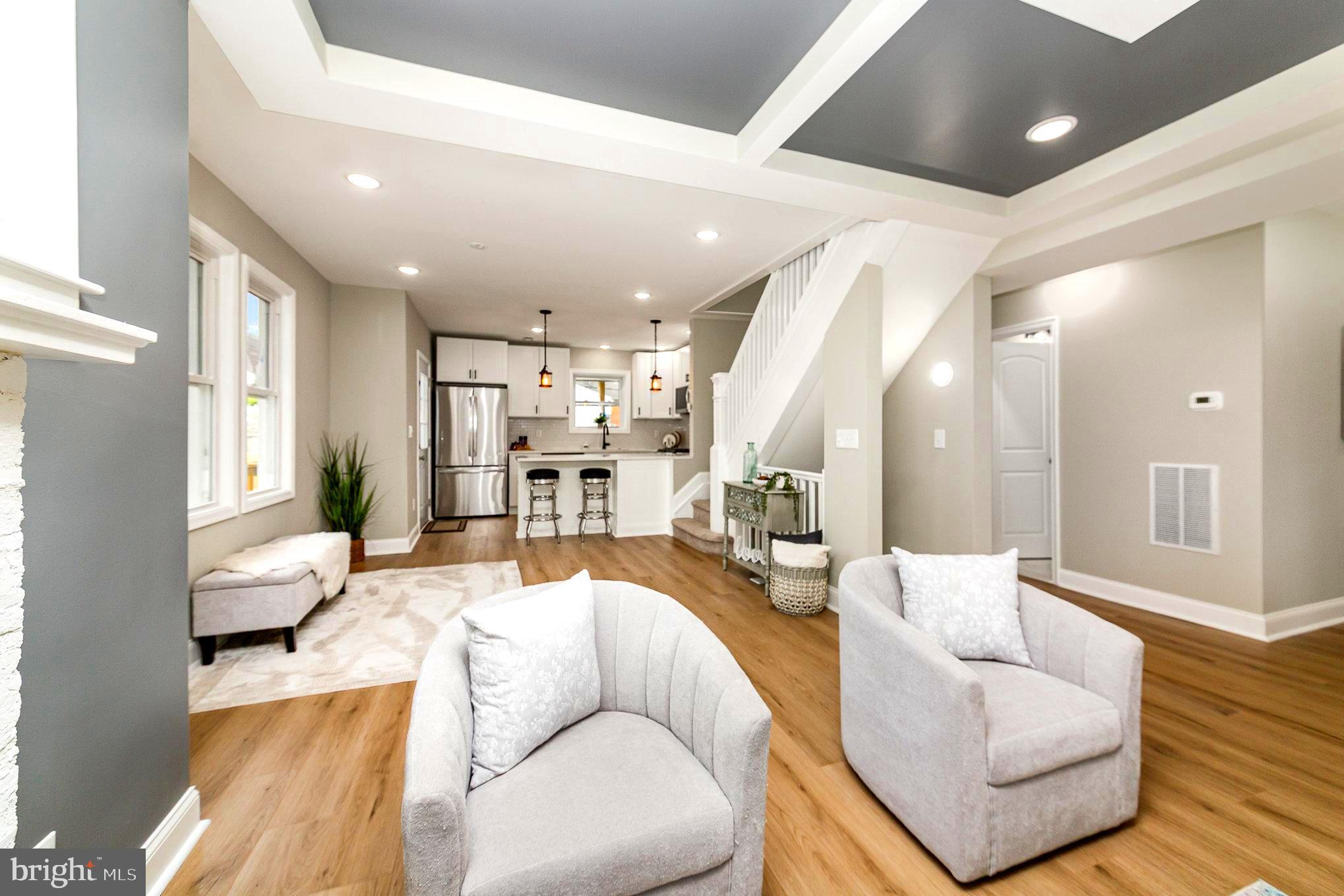 HAMILTON HILLS - Residential