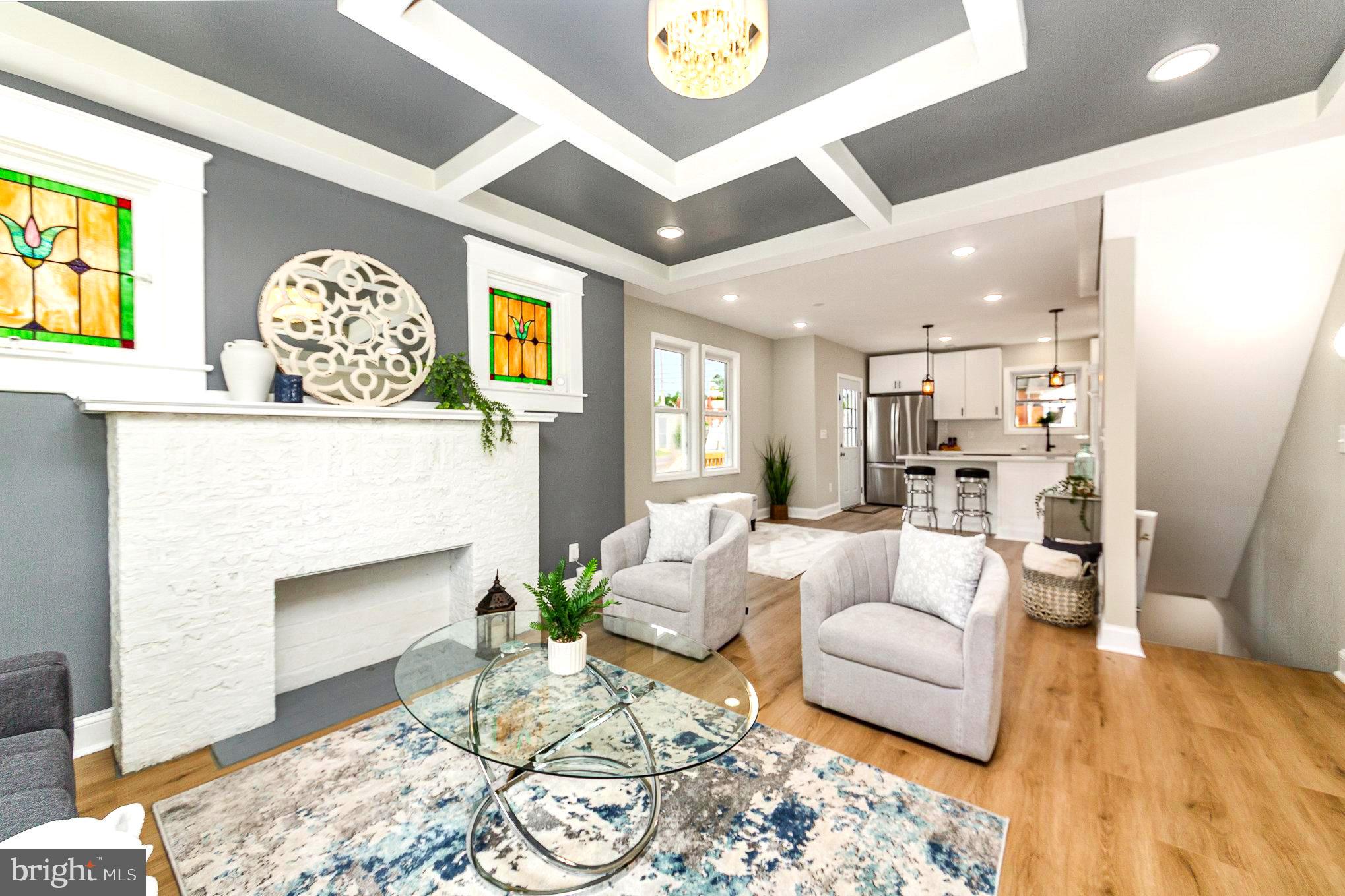 HAMILTON HILLS - Residential