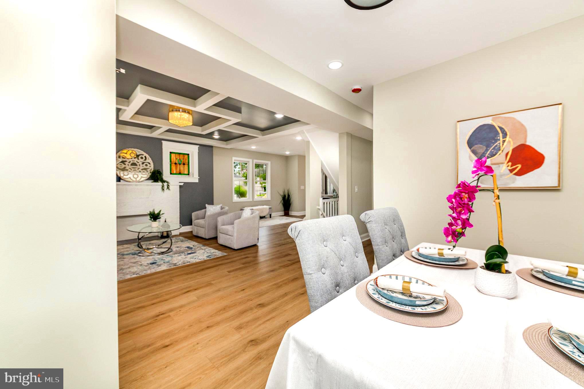 HAMILTON HILLS - Residential