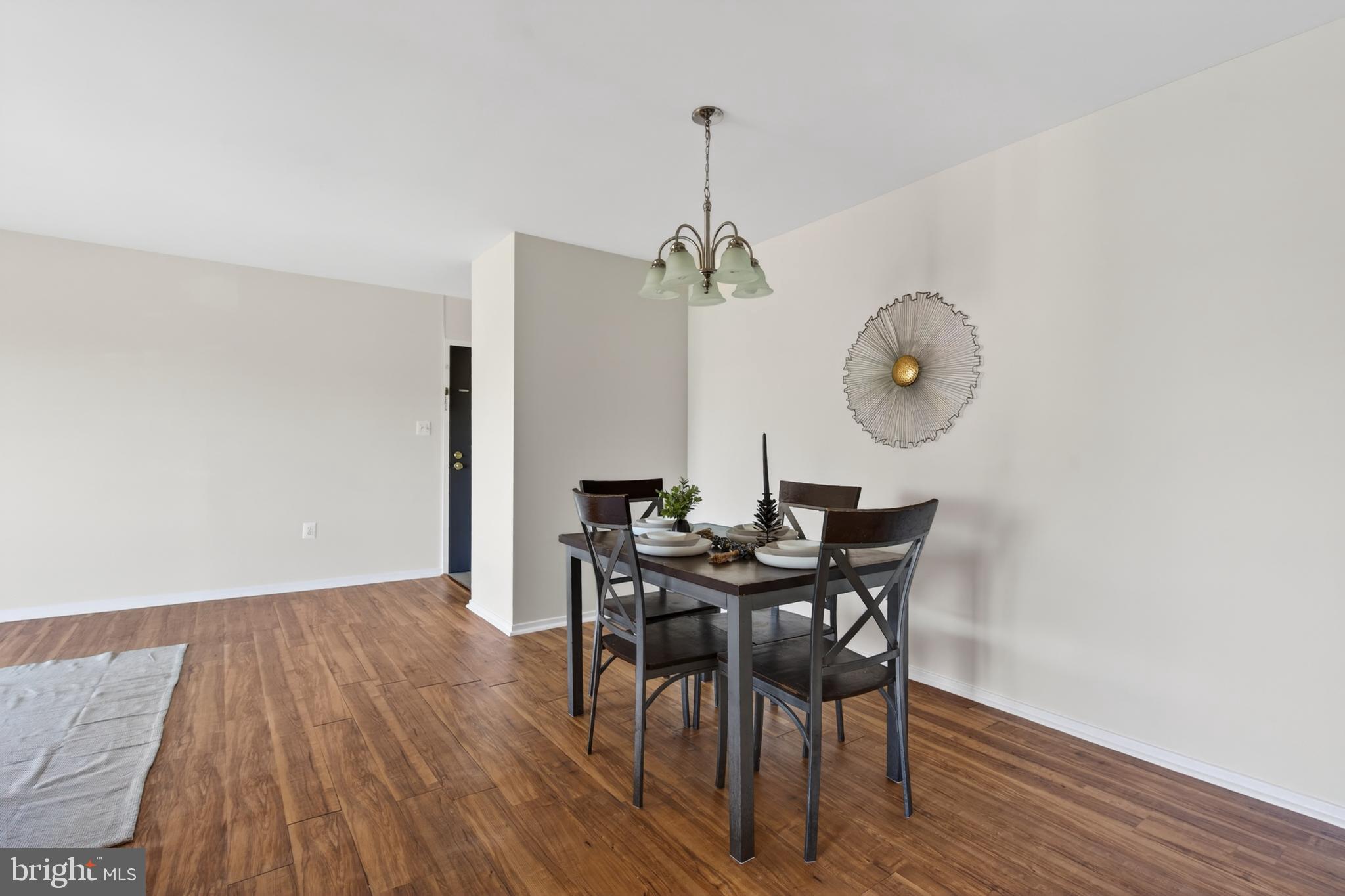 JEFFERSON MEWS - Residential