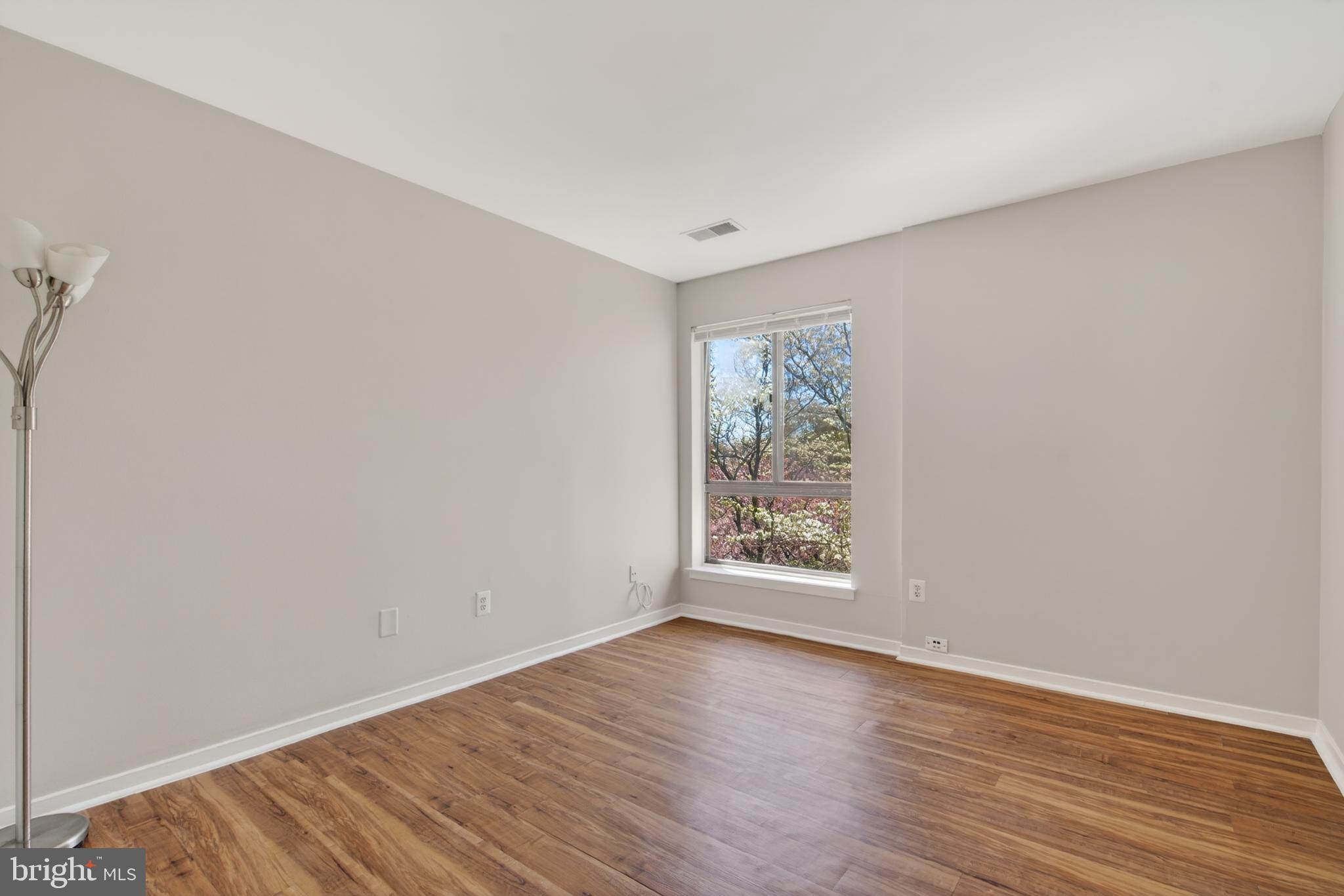 JEFFERSON MEWS - Residential