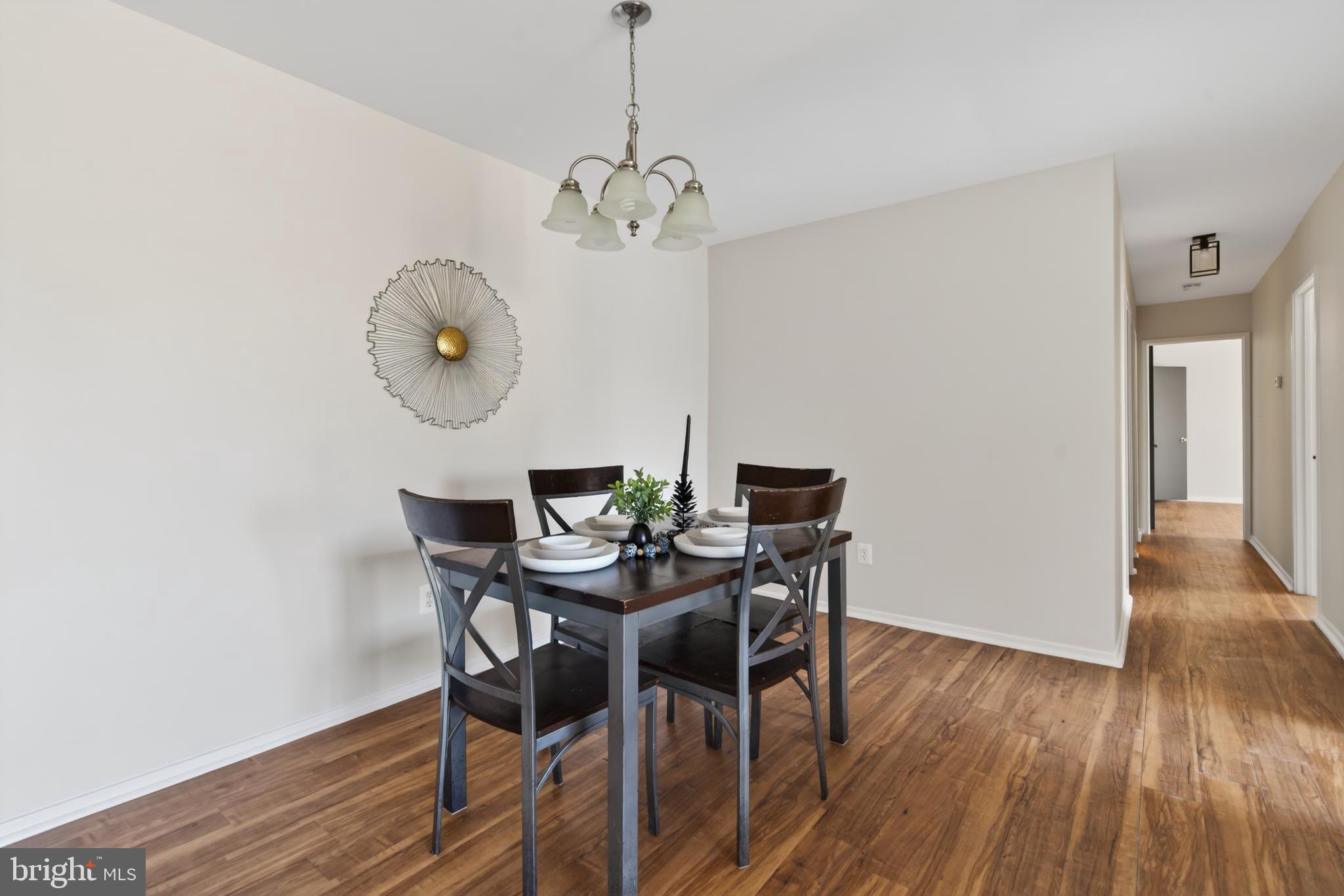 JEFFERSON MEWS - Residential