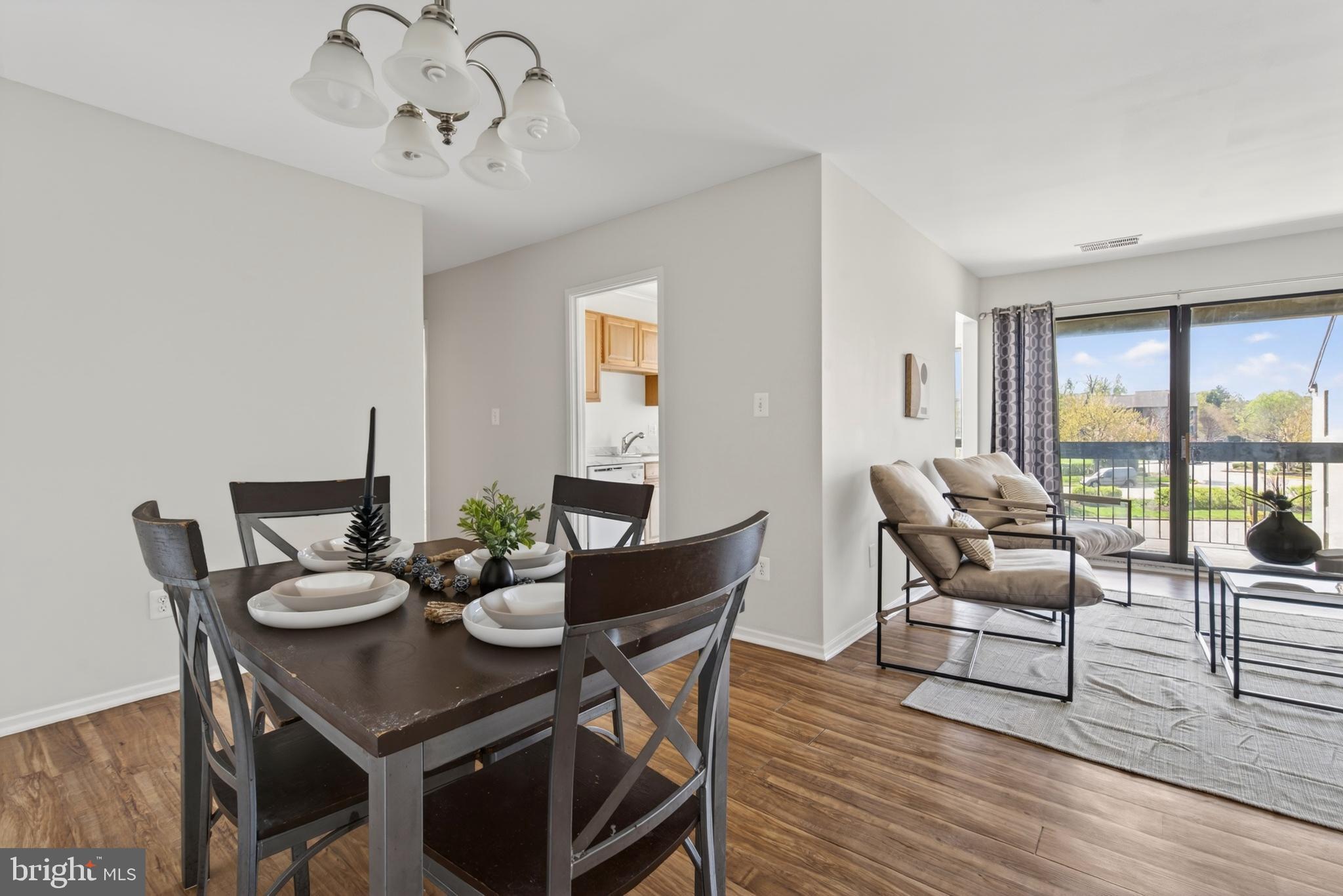 JEFFERSON MEWS - Residential