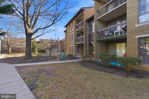561 FLORIDA AVENUE 204 HERNDON VA 20170