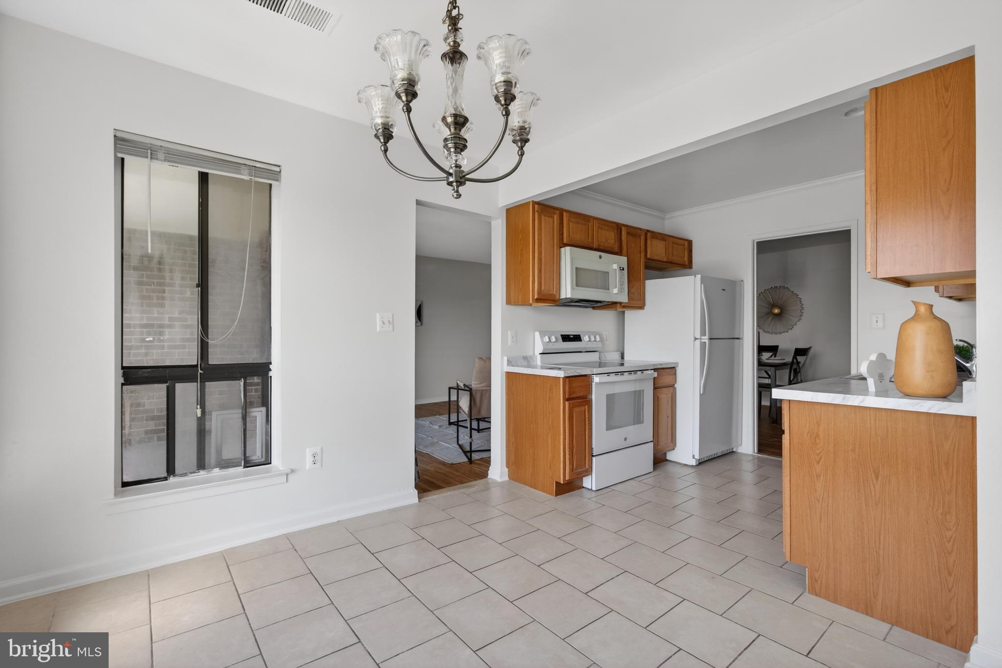 JEFFERSON MEWS - Residential