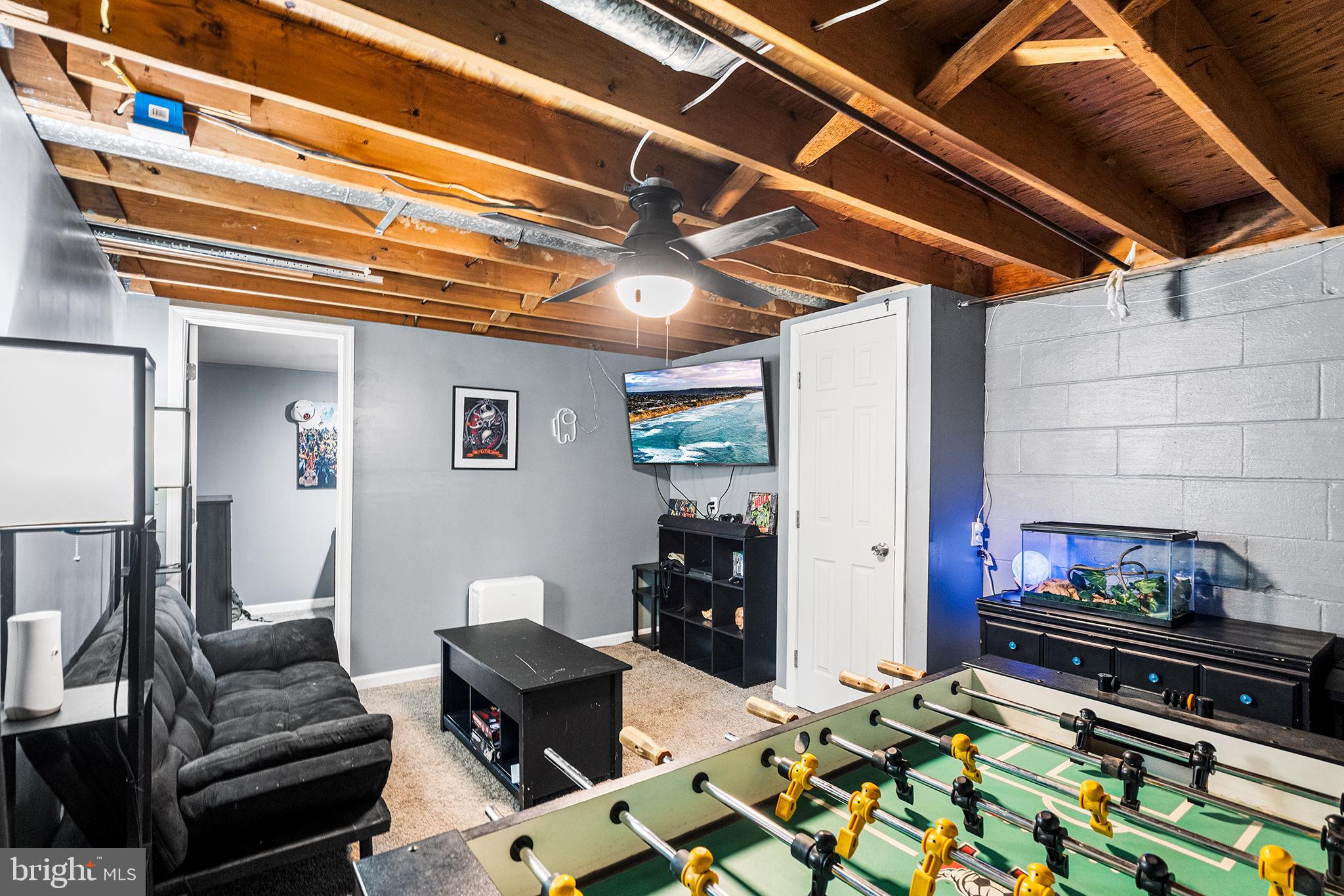 MAYFAIR - Residential