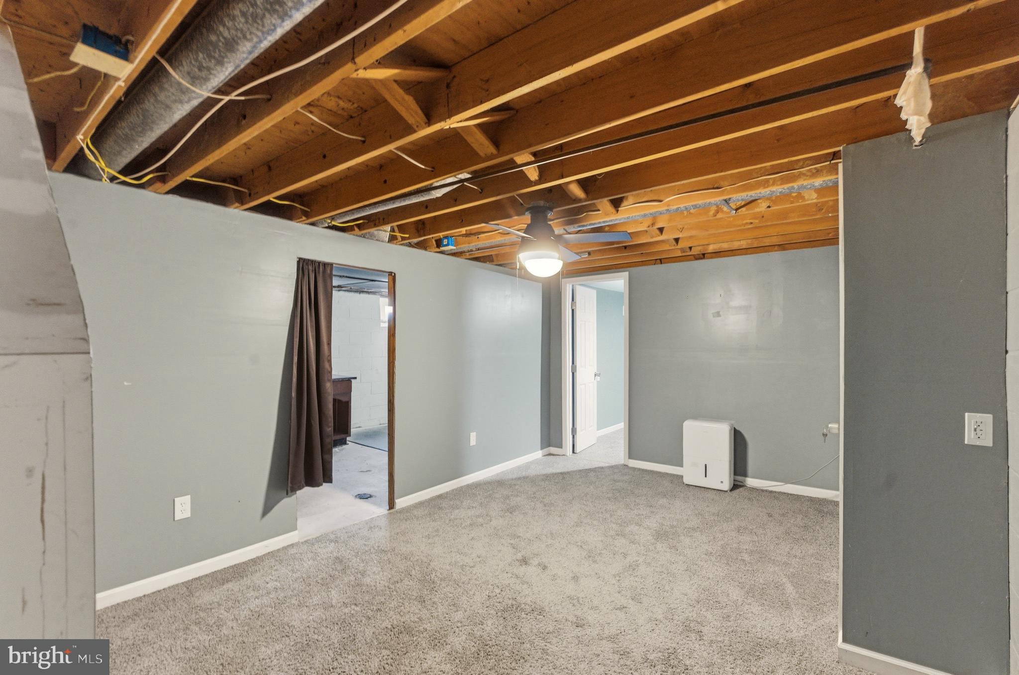 MAYFAIR - Residential