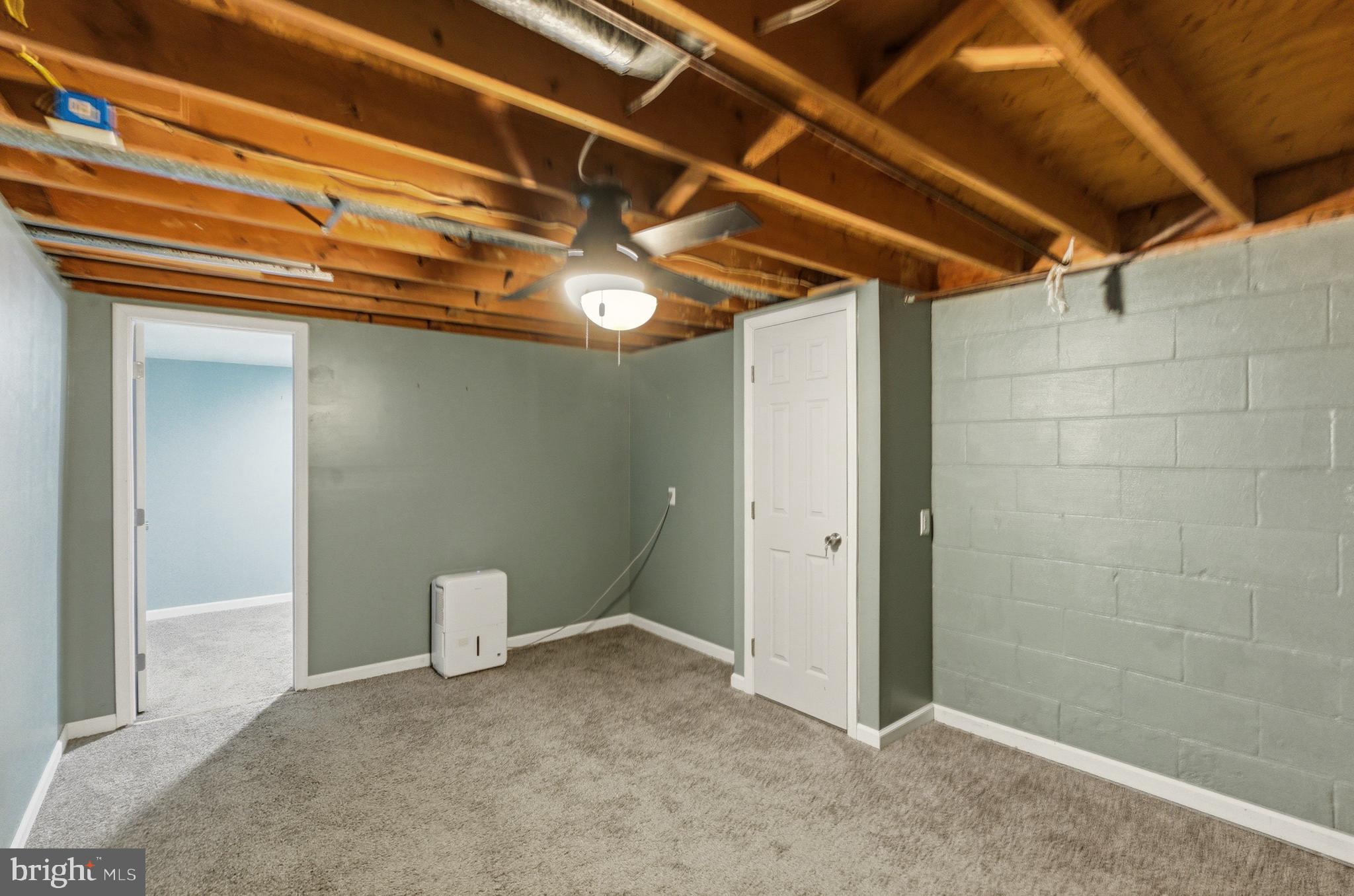 MAYFAIR - Residential