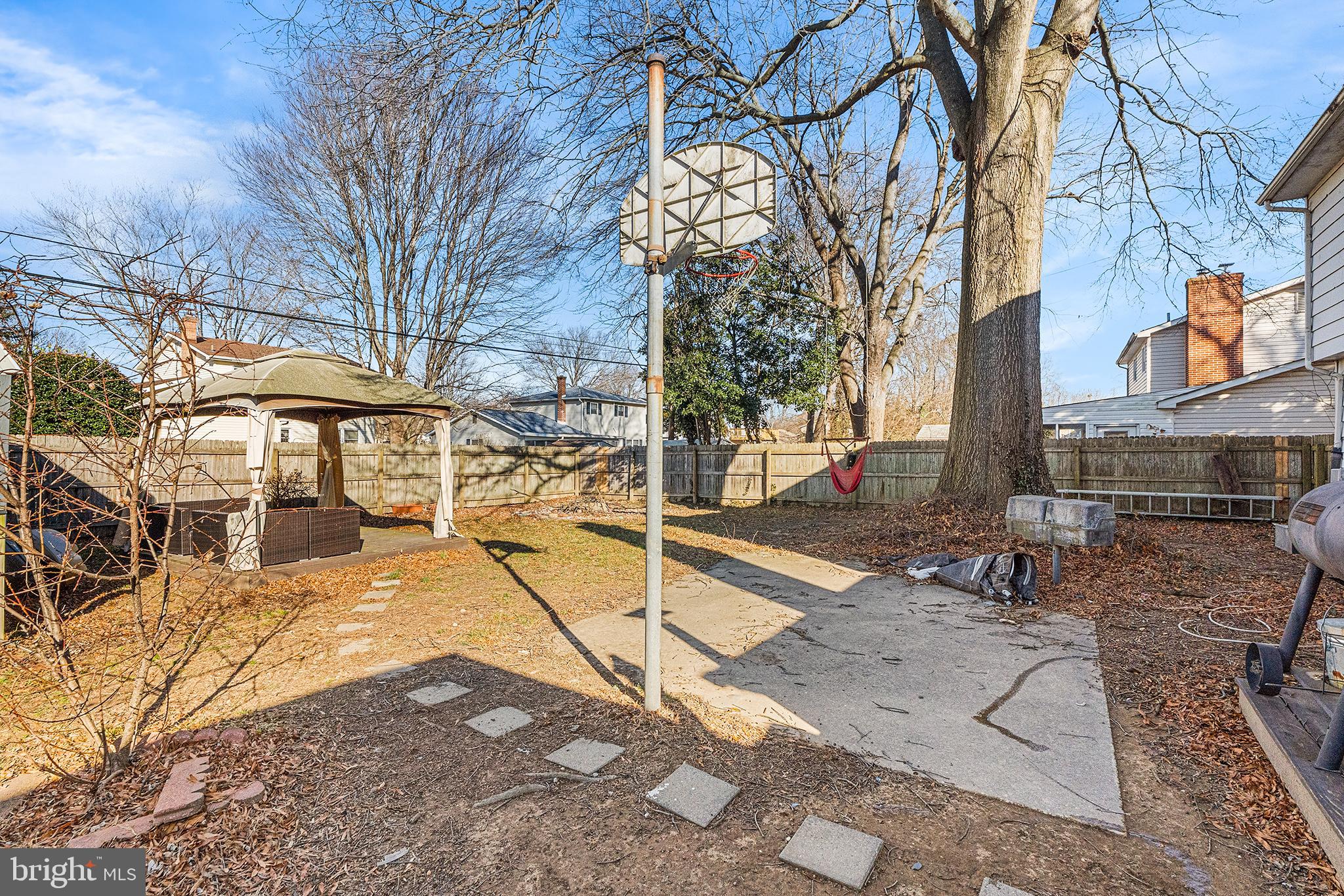 MAYFAIR - Residential