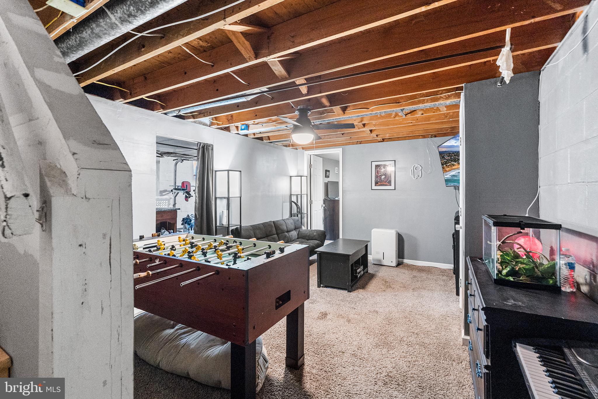 MAYFAIR - Residential