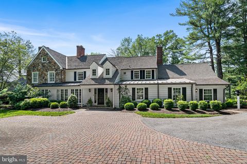 2490 WHITE HORSE ROAD BERWYN PA 19312