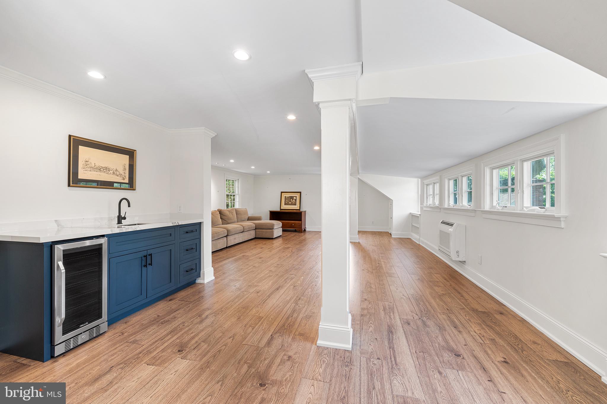 RADNOR HUNT - Residential