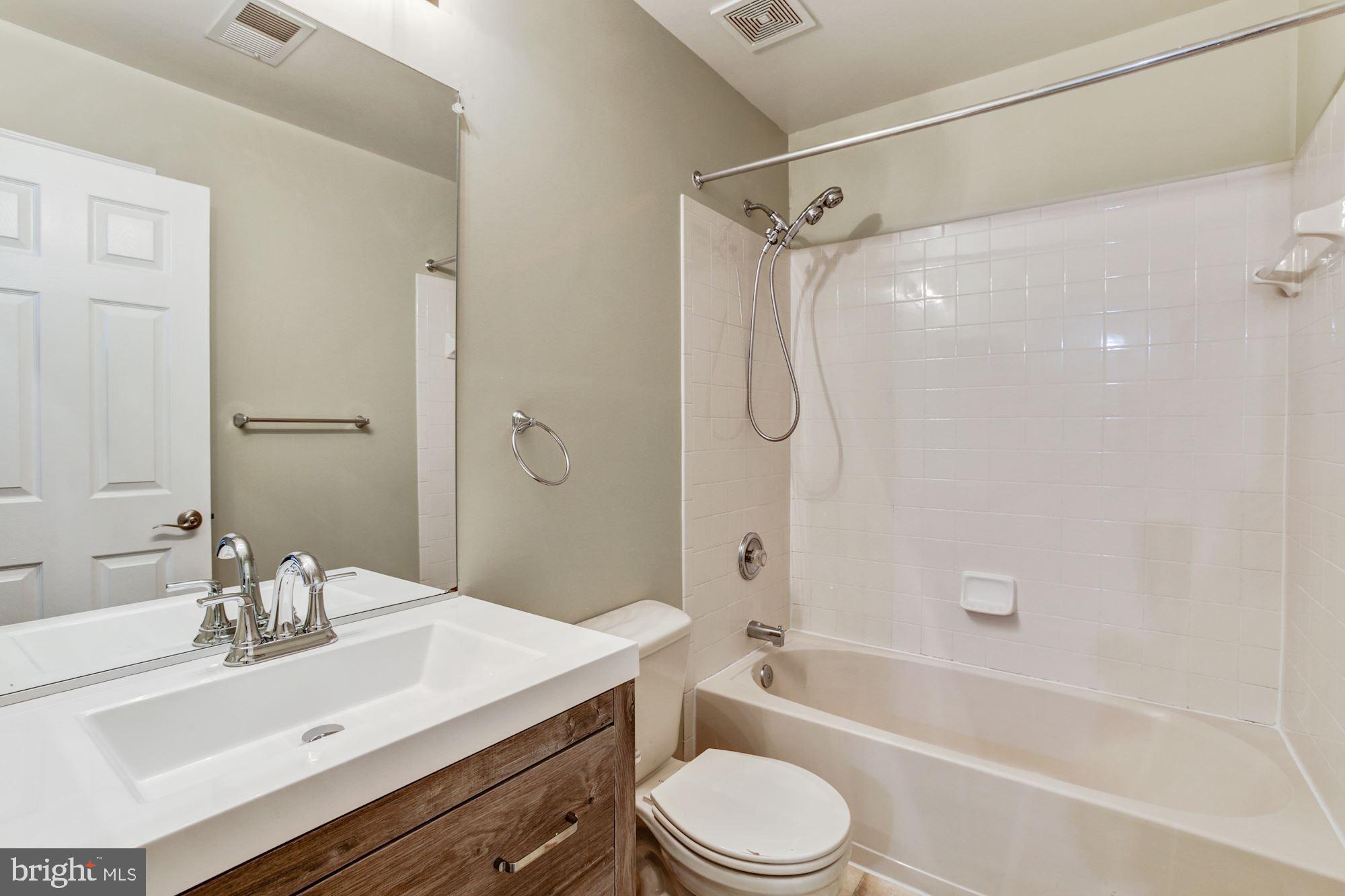 VILLAGE OF RIVER HILL - Residential Lease