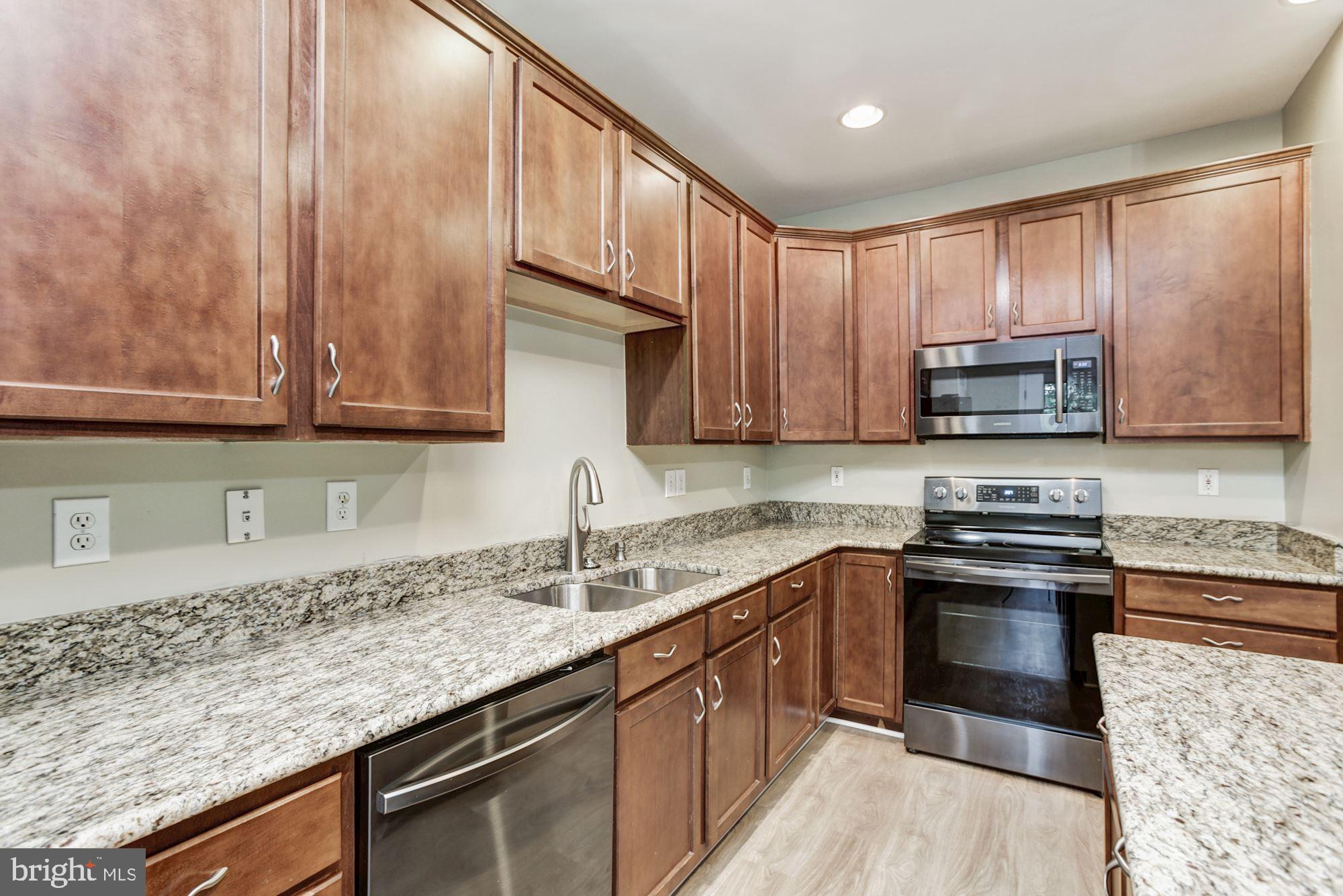 VILLAGE OF RIVER HILL - Residential Lease