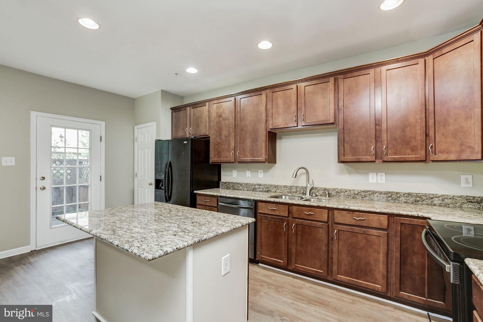 VILLAGE OF RIVER HILL - Residential Lease