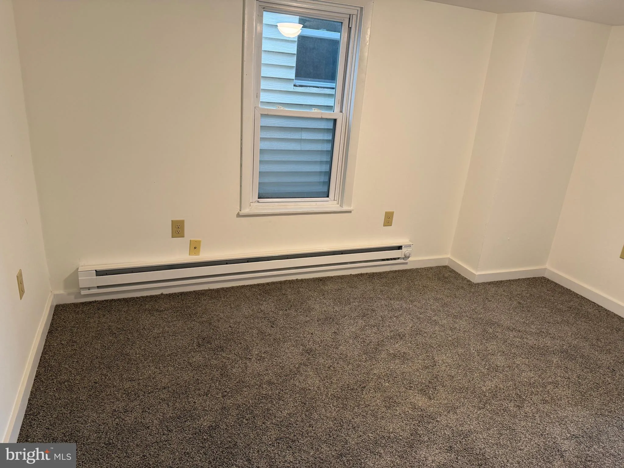 Tower City, Pennsylvania 17980, United States, 3 Bedrooms Bedrooms, ,1 BathroomBathrooms,Residential,Active,240395