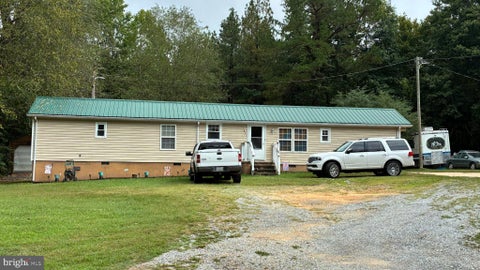 Homes For Sale - 1991 Aberdour Road<br/> JARRATT, VA 23867