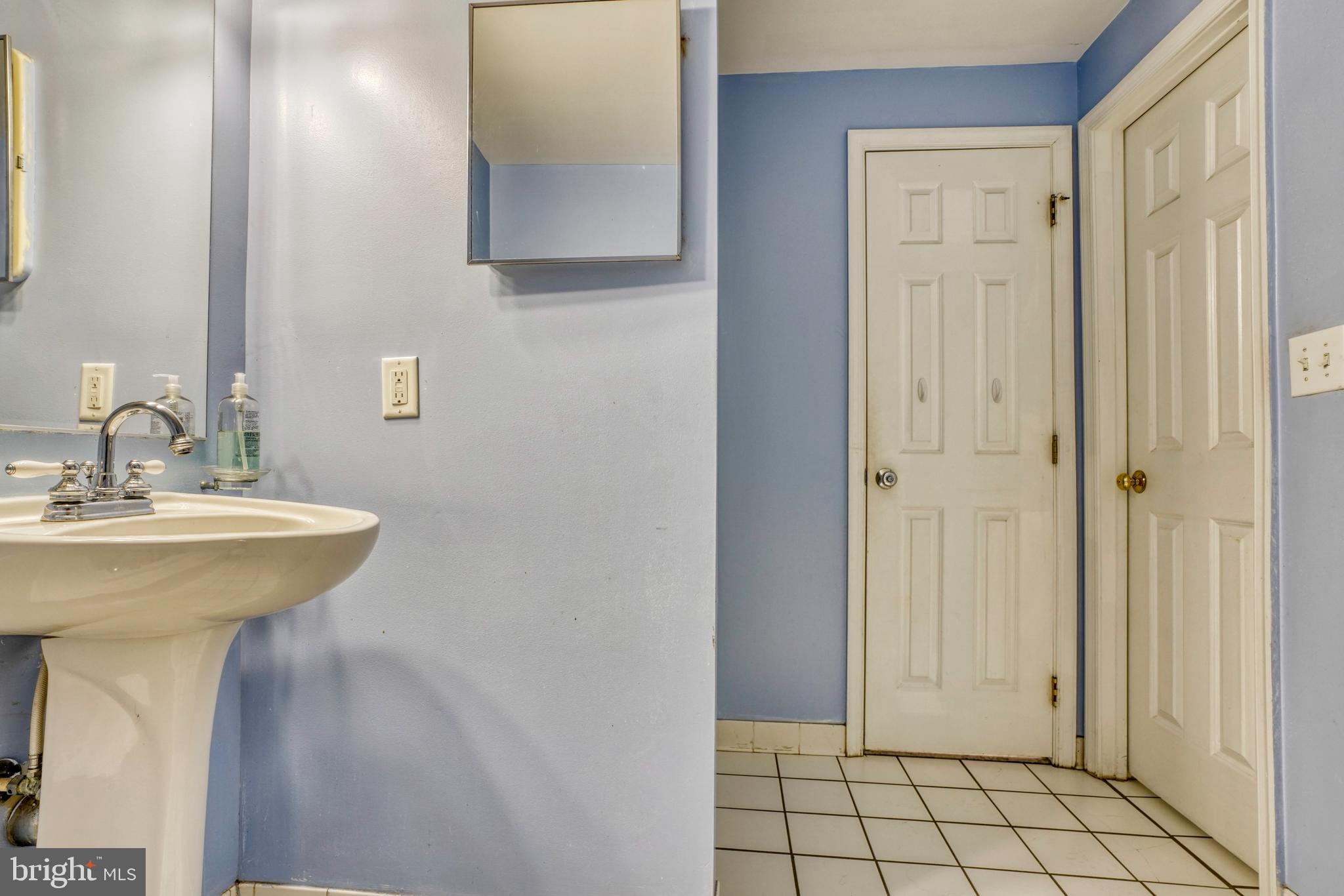 FEDERAL HILL HISTORIC DISTRICT - Residential Lease