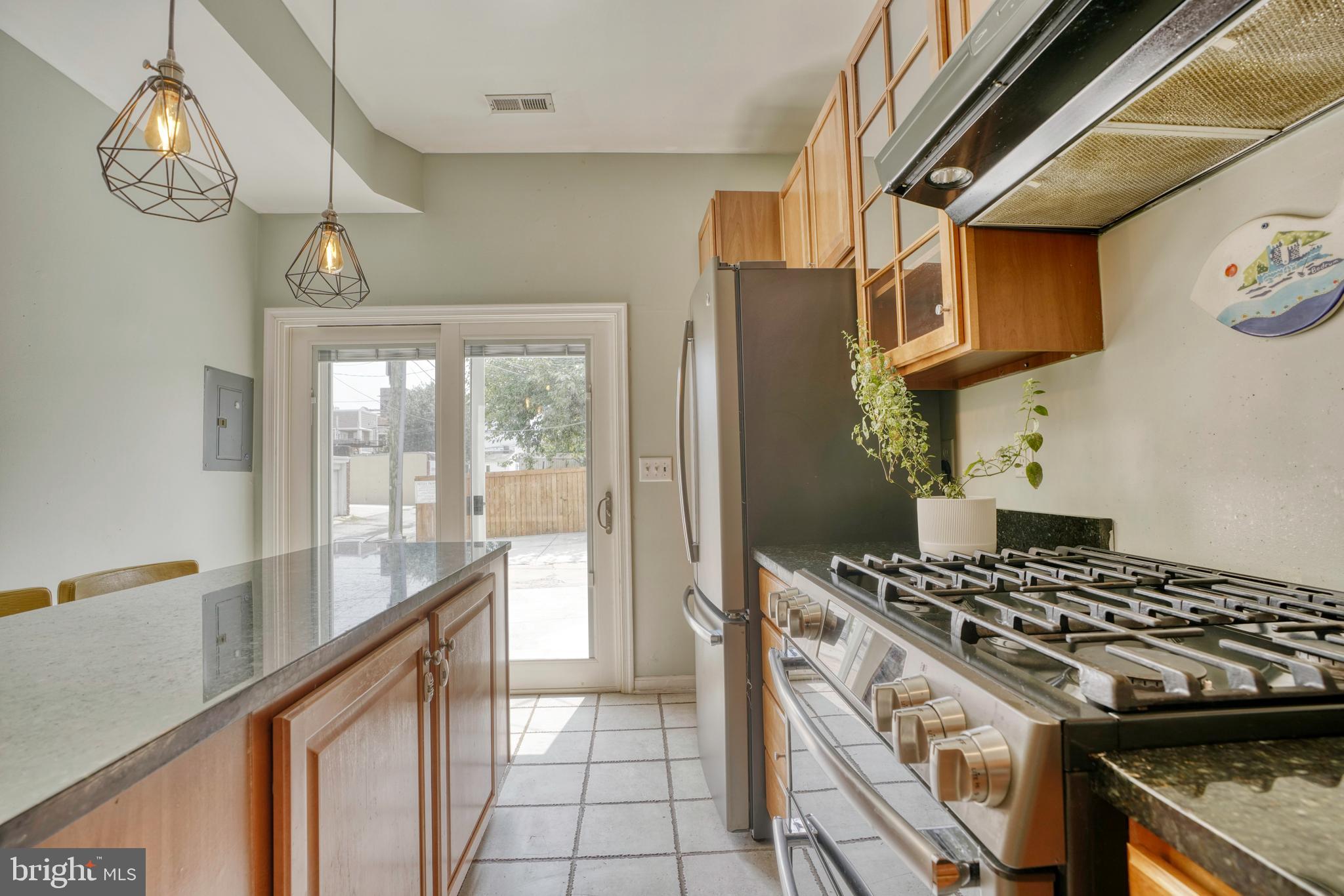 FEDERAL HILL HISTORIC DISTRICT - Residential Lease